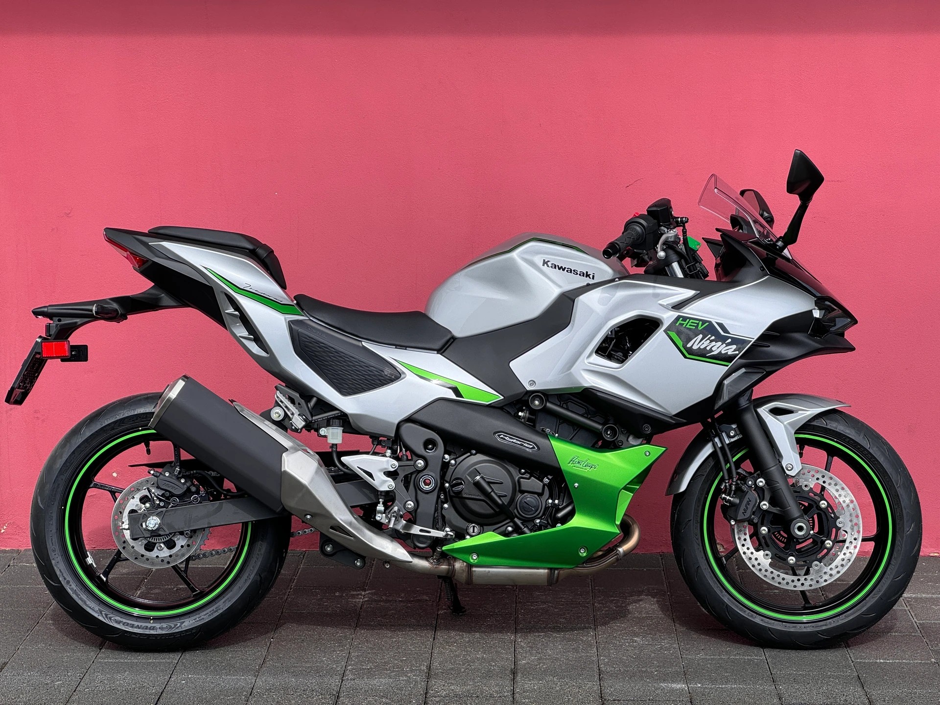 KAWASAKI NINJA 7 HYBRID-showroom-element-1