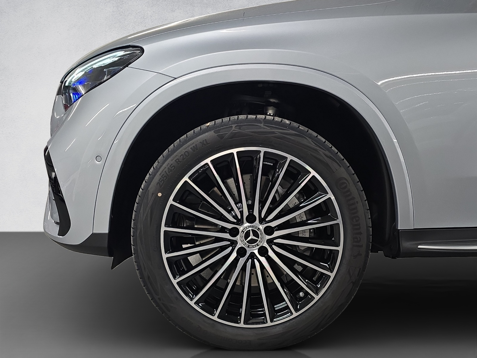 MERCEDES-BENZ GLC 400 e AMG Line 4Matic EQ Star-image-7
