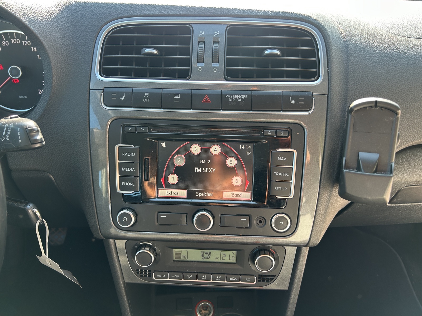 VW Polo 1.2 TSI Highline-image-13