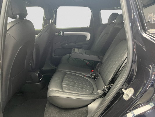 MINI Countryman CooperSE ALL4-image-9