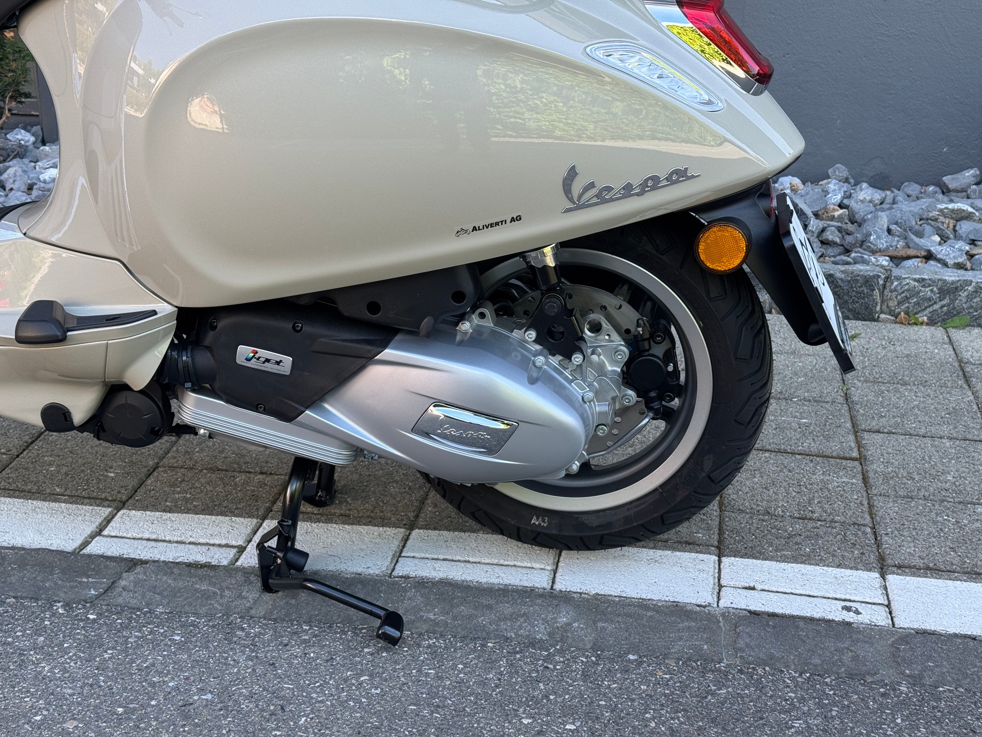 PIAGGIO Vespa 125 Primavera 2026 Keyless Go & LCD Display-image-5