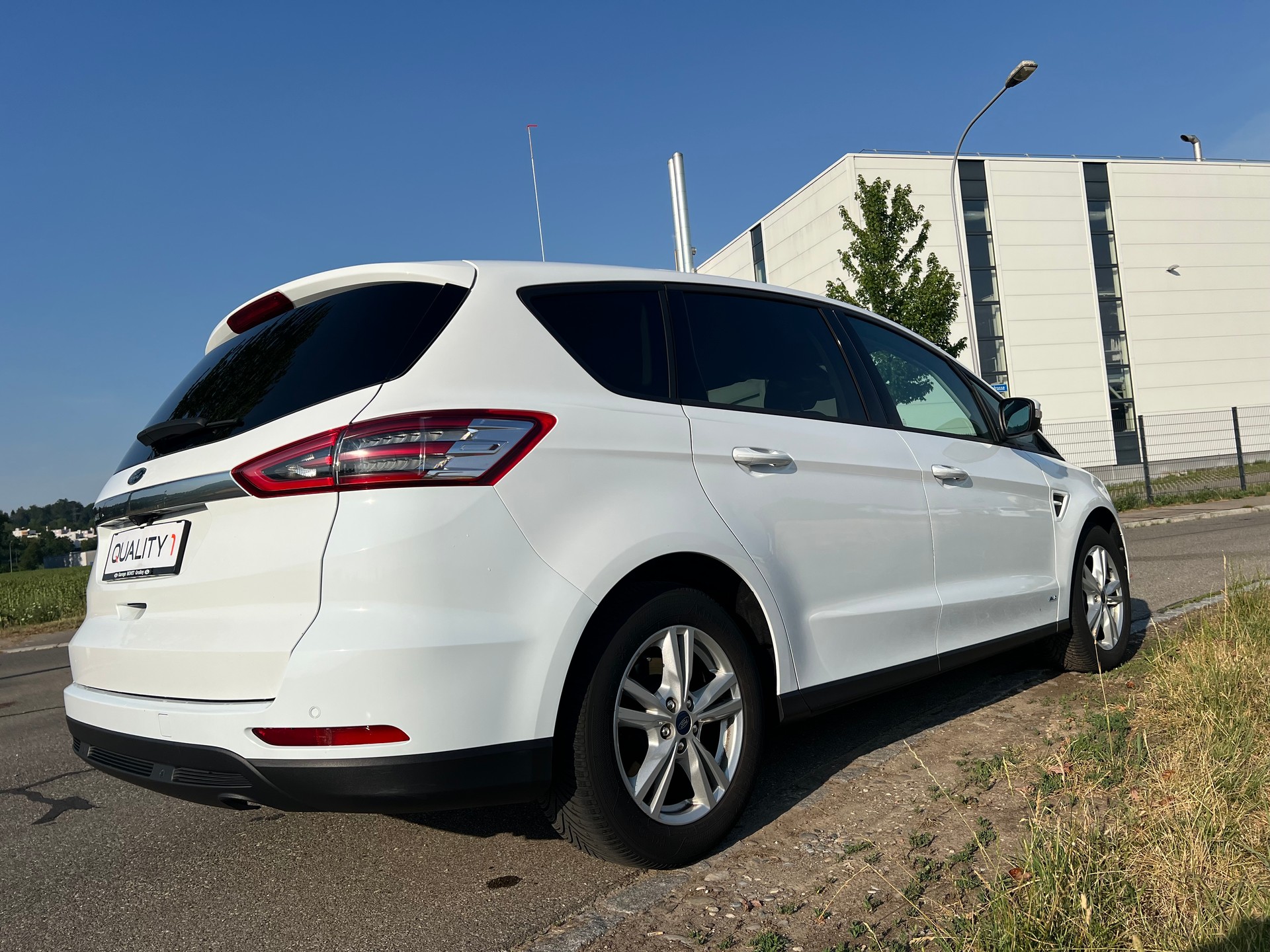 FORD S-Max 2.0TDCi Business AWD-image-11