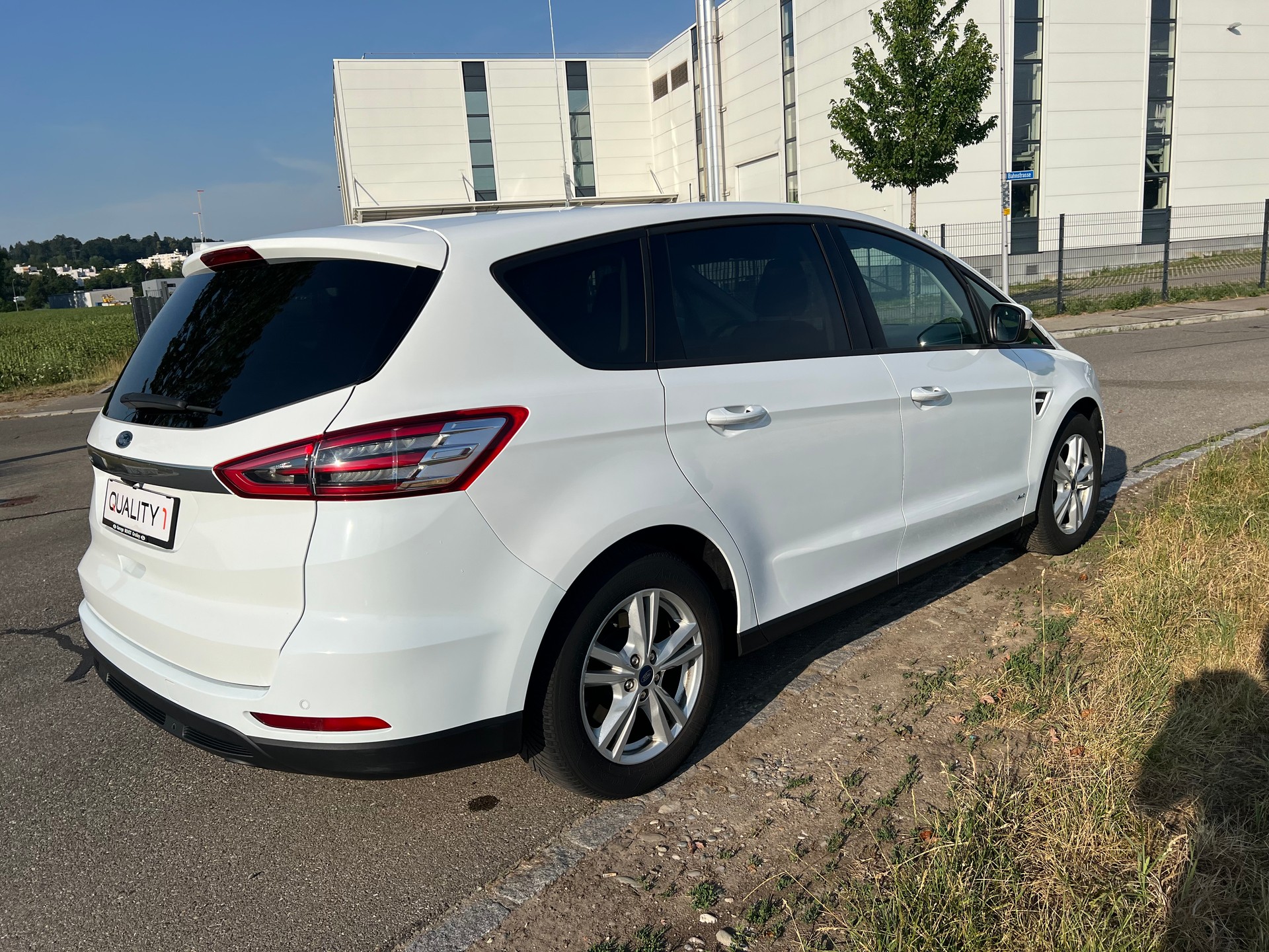 FORD S-Max 2.0TDCi Business AWD-image-13