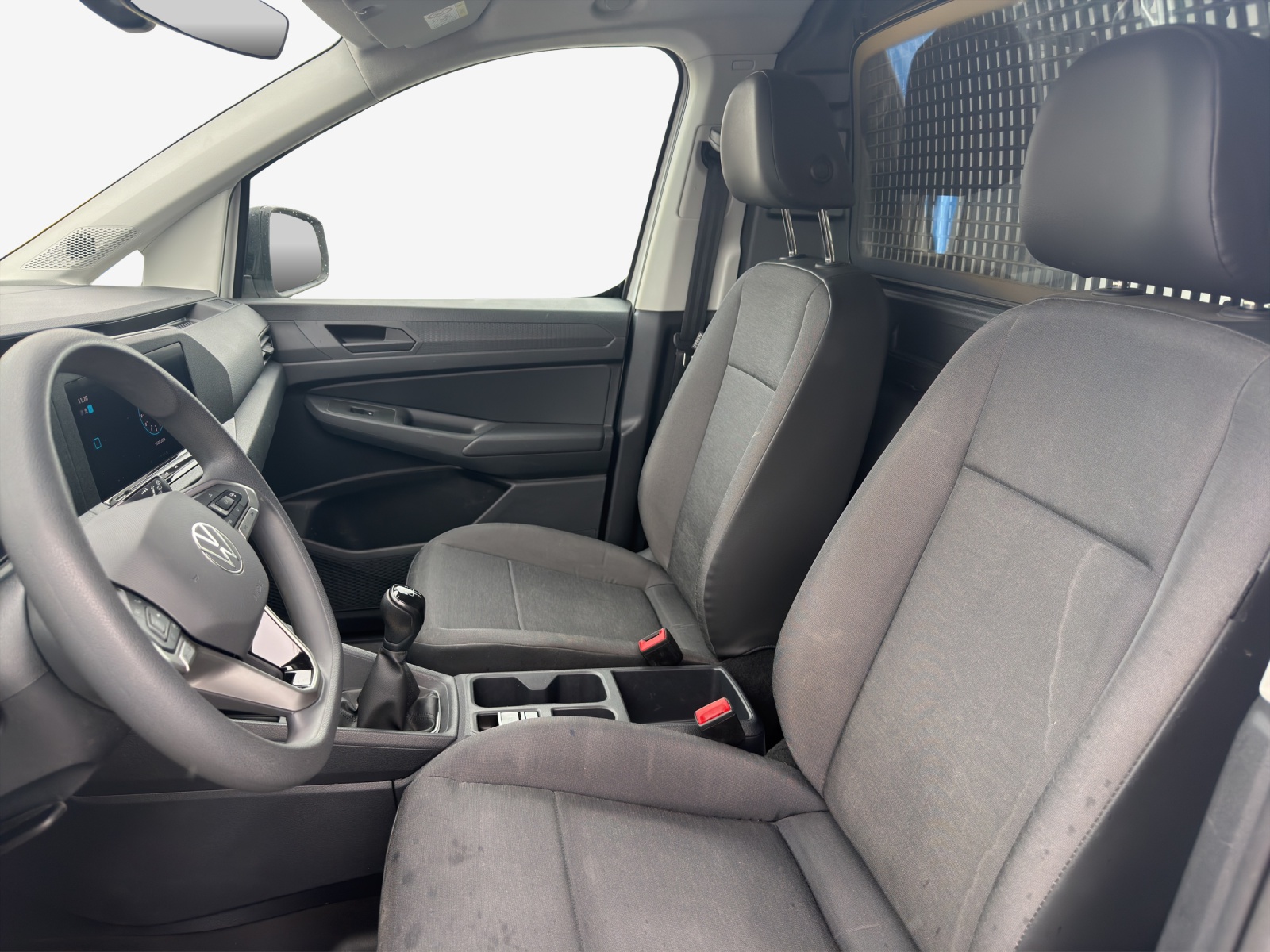 VW Caddy Cargo 2.0TDI 4Motion-image-7