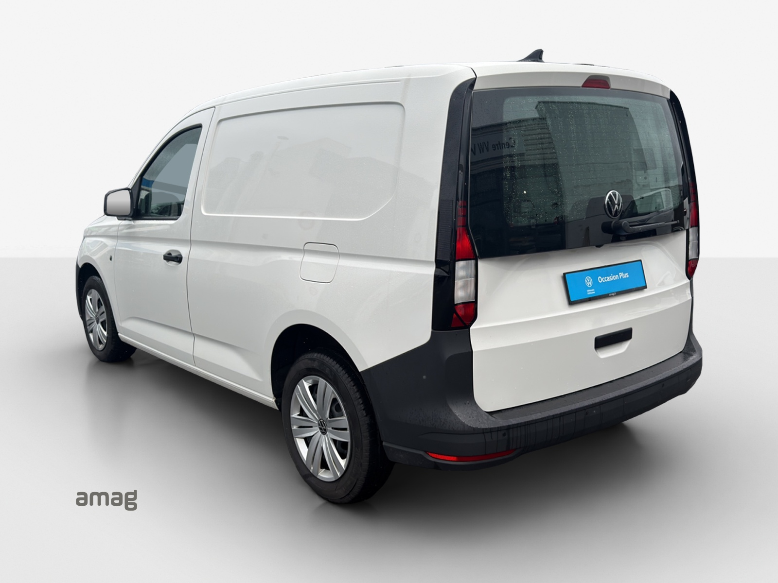 VW Caddy Cargo 2.0TDI 4Motion-image-2