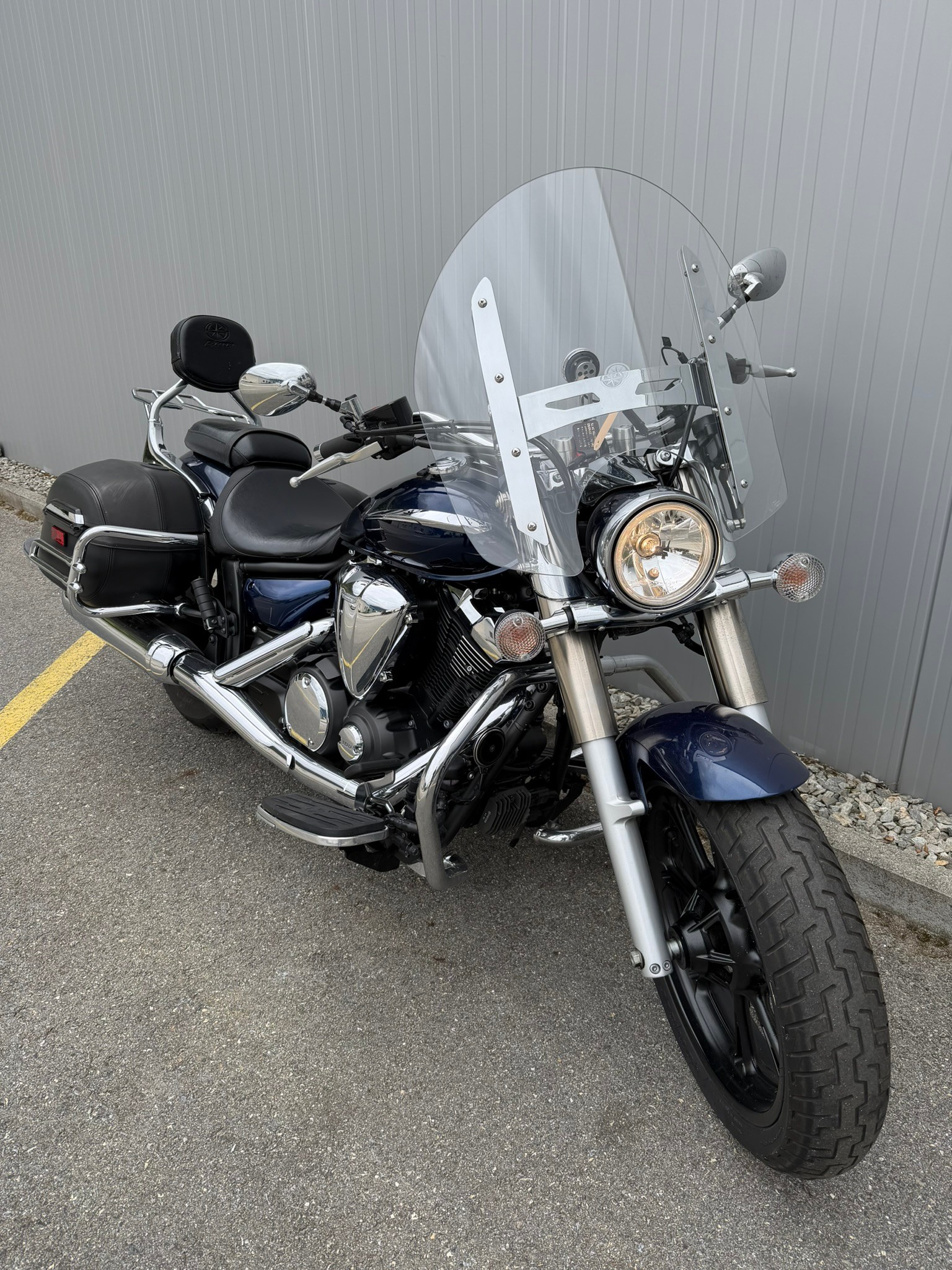 YAMAHA XVS 950 A Midnight Star-showroom-element-3