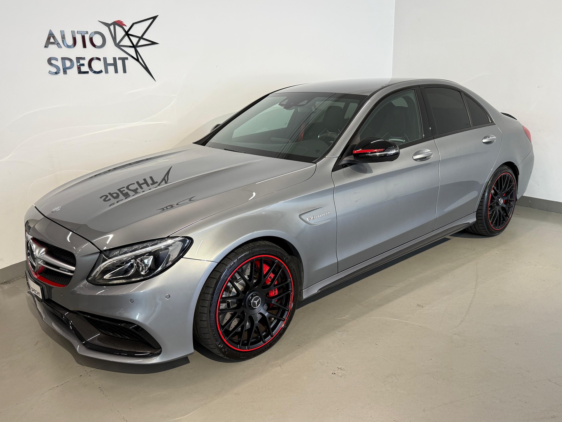 MERCEDES-BENZ C 63 S AMG Edition 1 Speedshift-showroom-element-1