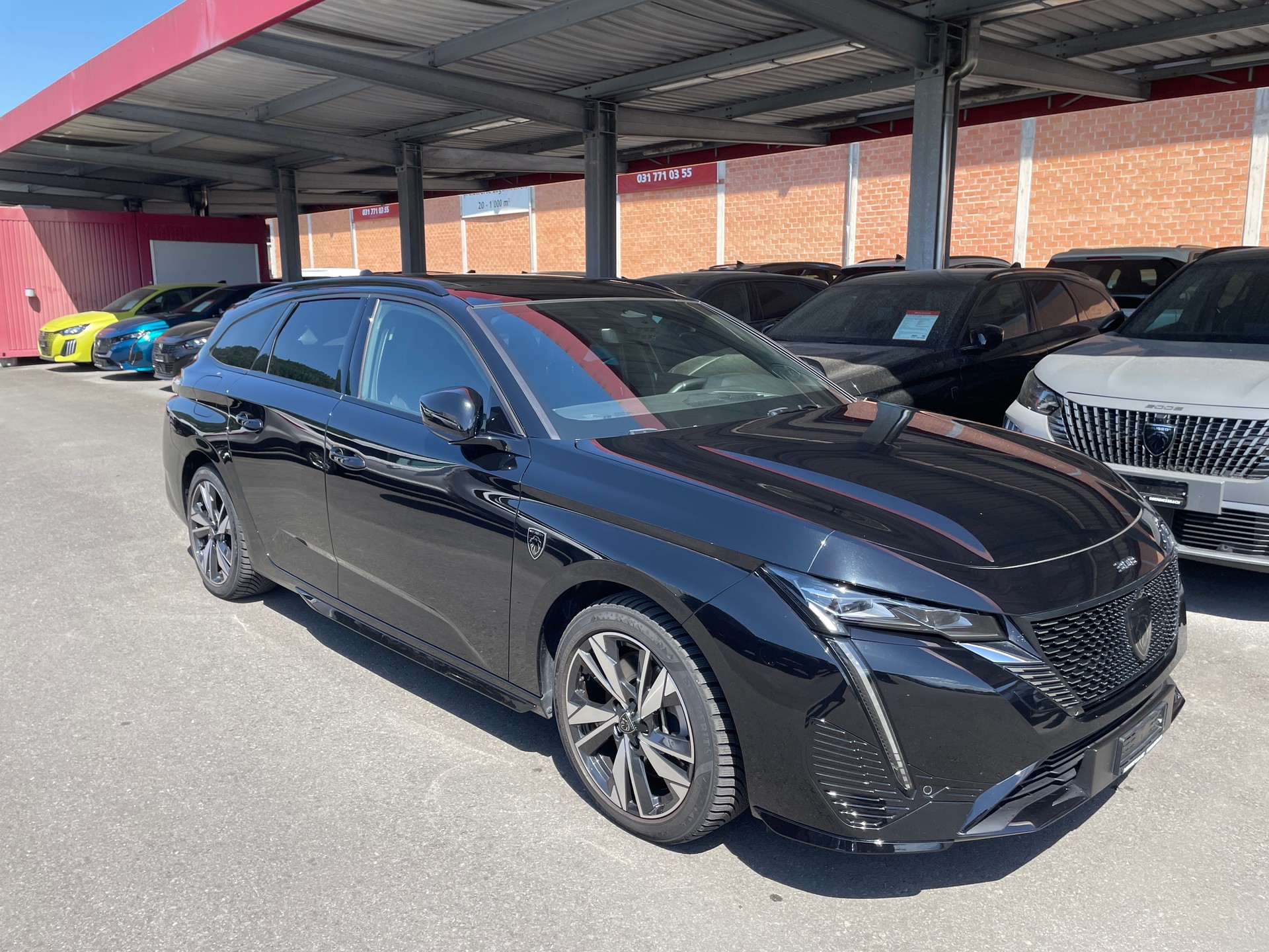 PEUGEOT 308 SW 1.6 PHEV 225 GT-image-0