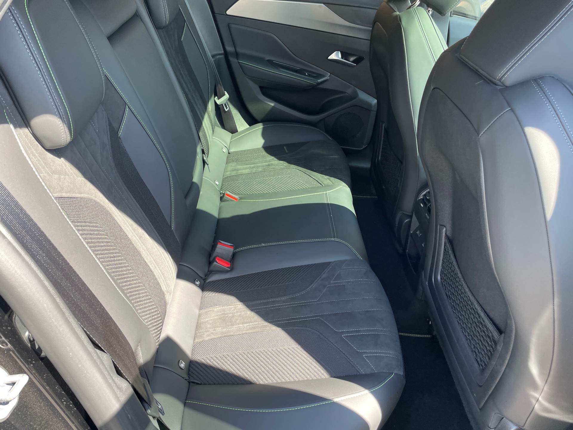 PEUGEOT 308 SW 1.6 PHEV 225 GT-image-7