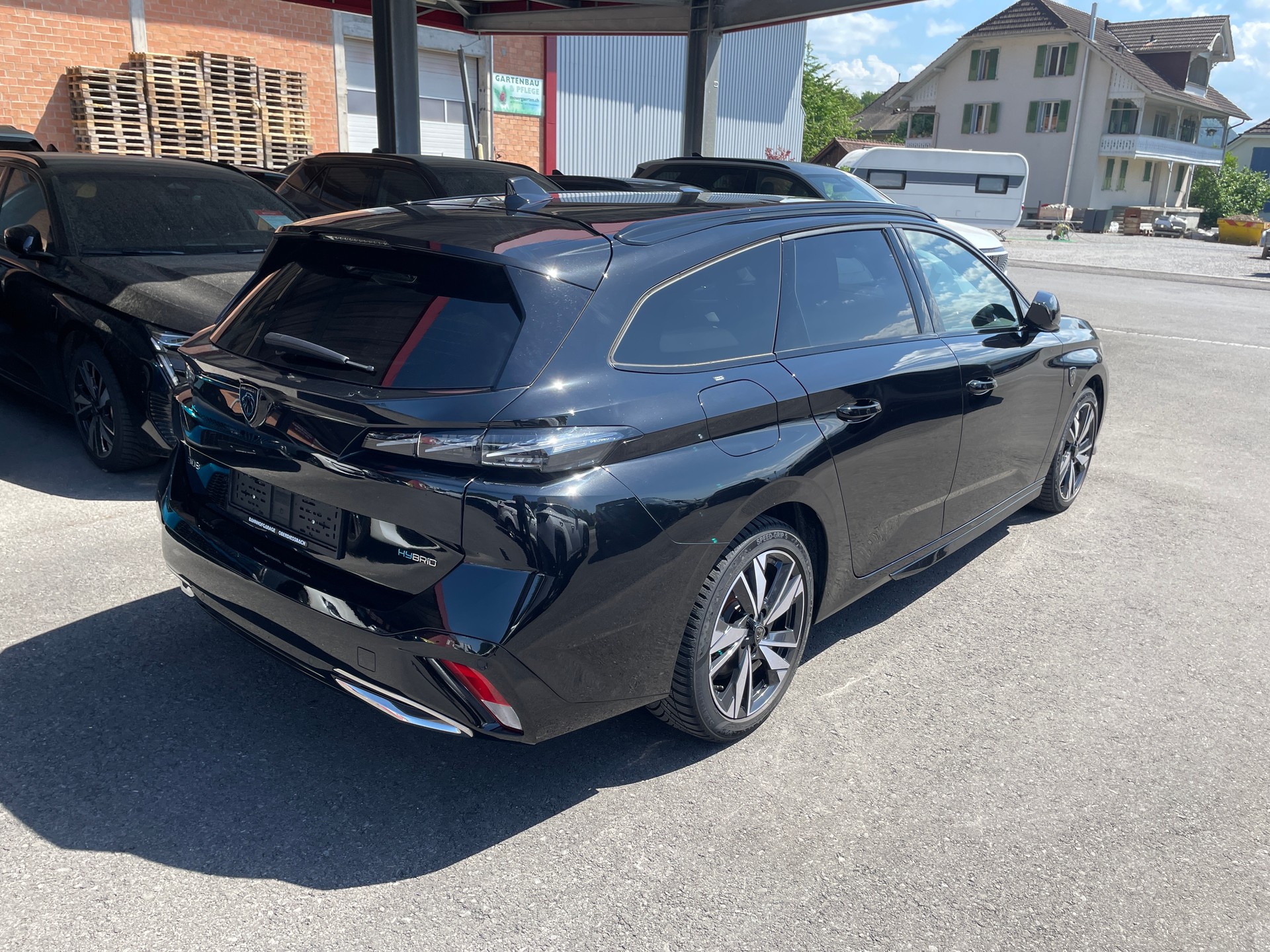 PEUGEOT 308 SW 1.6 PHEV 225 GT-image-3