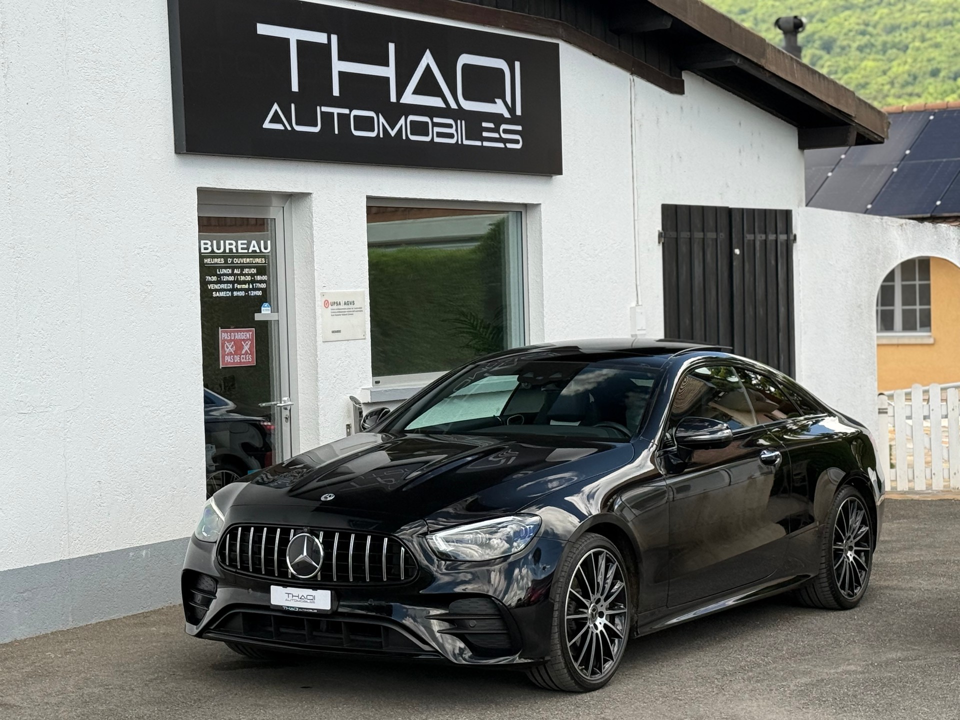 MERCEDES-BENZ E 450 Coupé 4Matic AMG Line 9G-Tronic-image-6