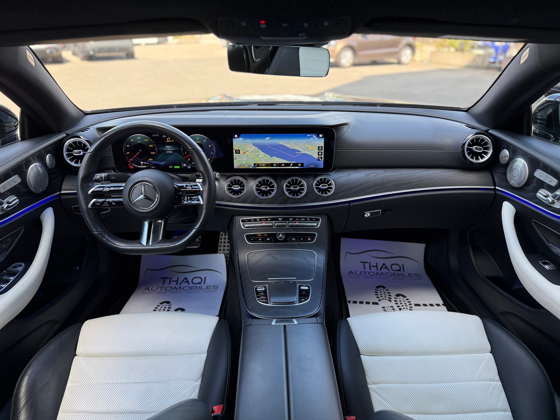 MERCEDES-BENZ E 450 Coupé 4Matic AMG Line 9G-Tronic-image-21