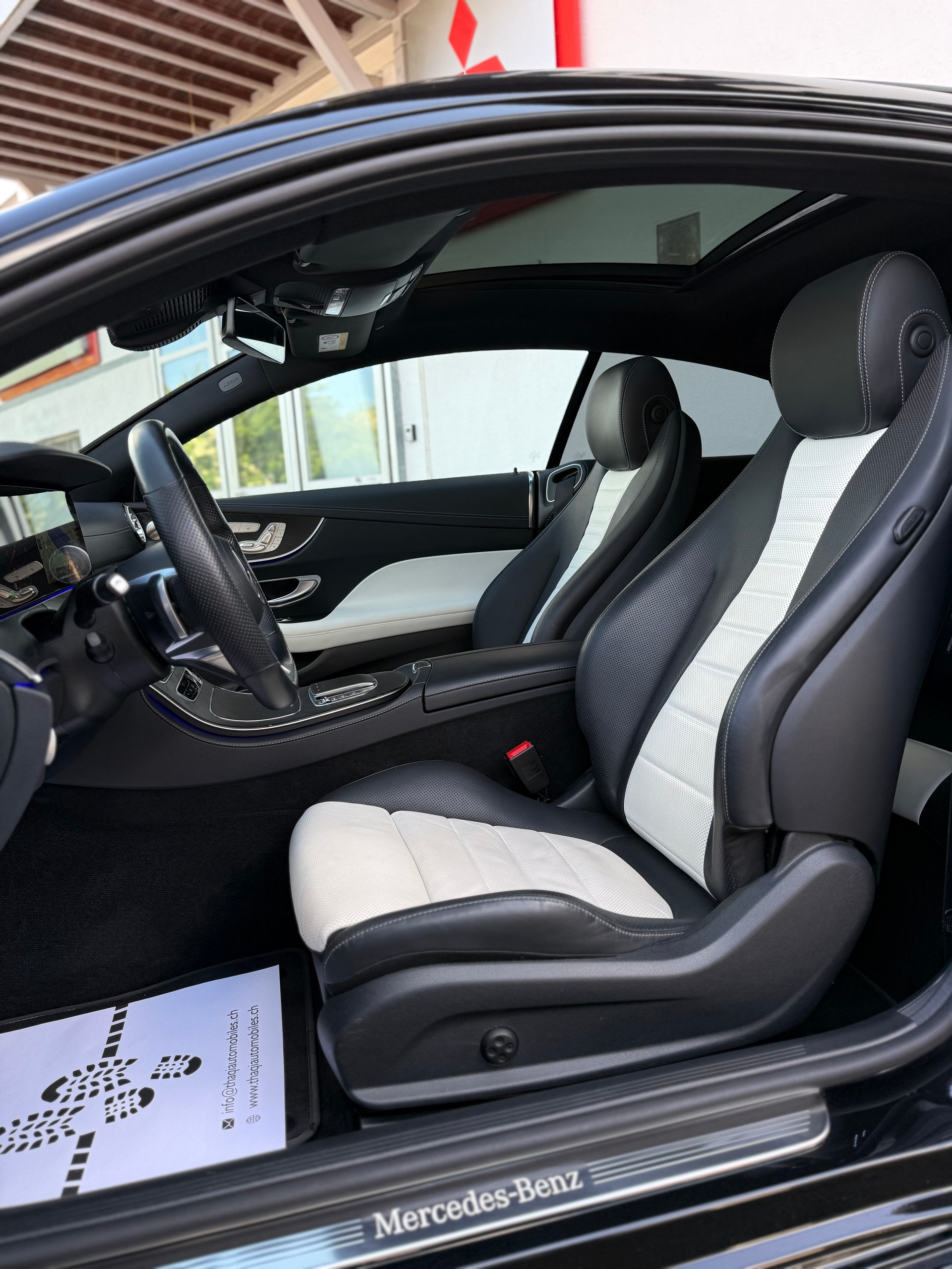 MERCEDES-BENZ E 450 Coupé 4Matic AMG Line 9G-Tronic-image-17