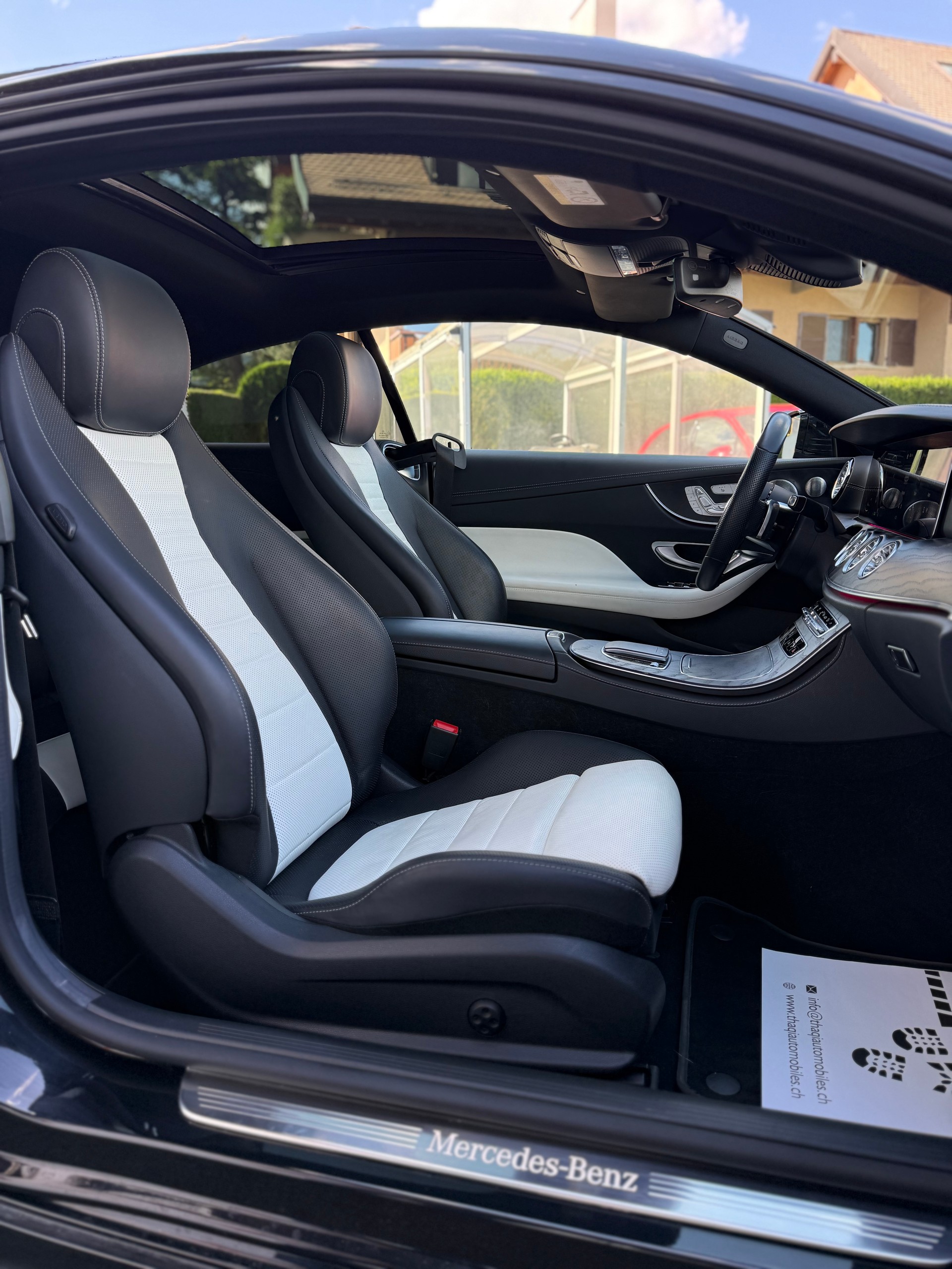 MERCEDES-BENZ E 450 Coupé 4Matic AMG Line 9G-Tronic-image-25