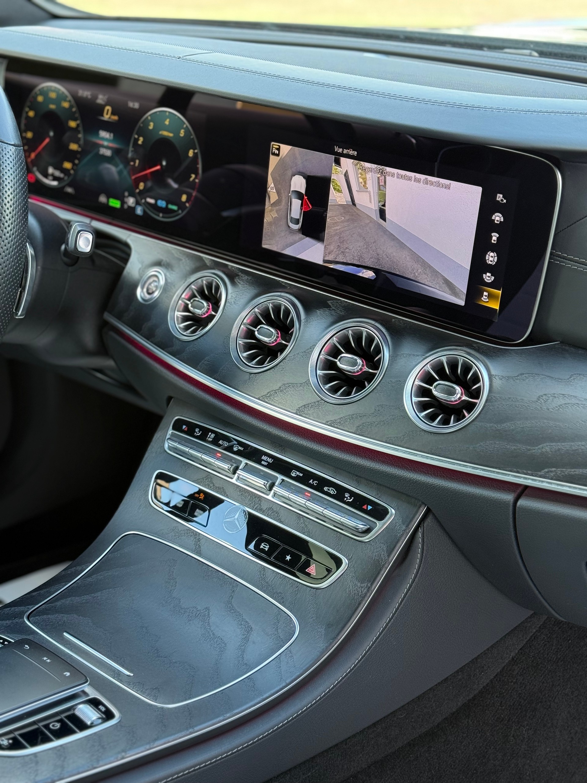 MERCEDES-BENZ E 450 Coupé 4Matic AMG Line 9G-Tronic-image-28