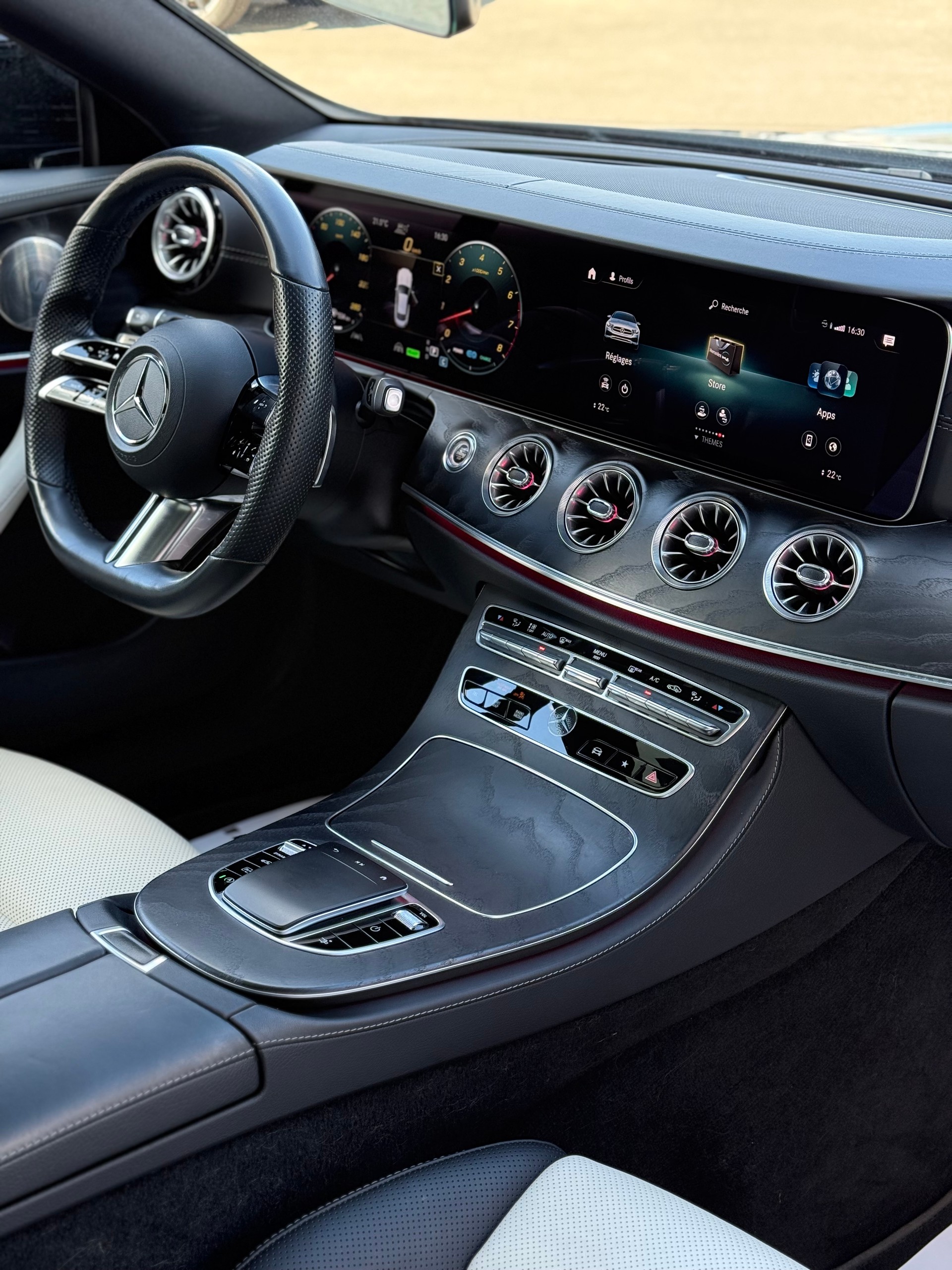 MERCEDES-BENZ E 450 Coupé 4Matic AMG Line 9G-Tronic-image-27