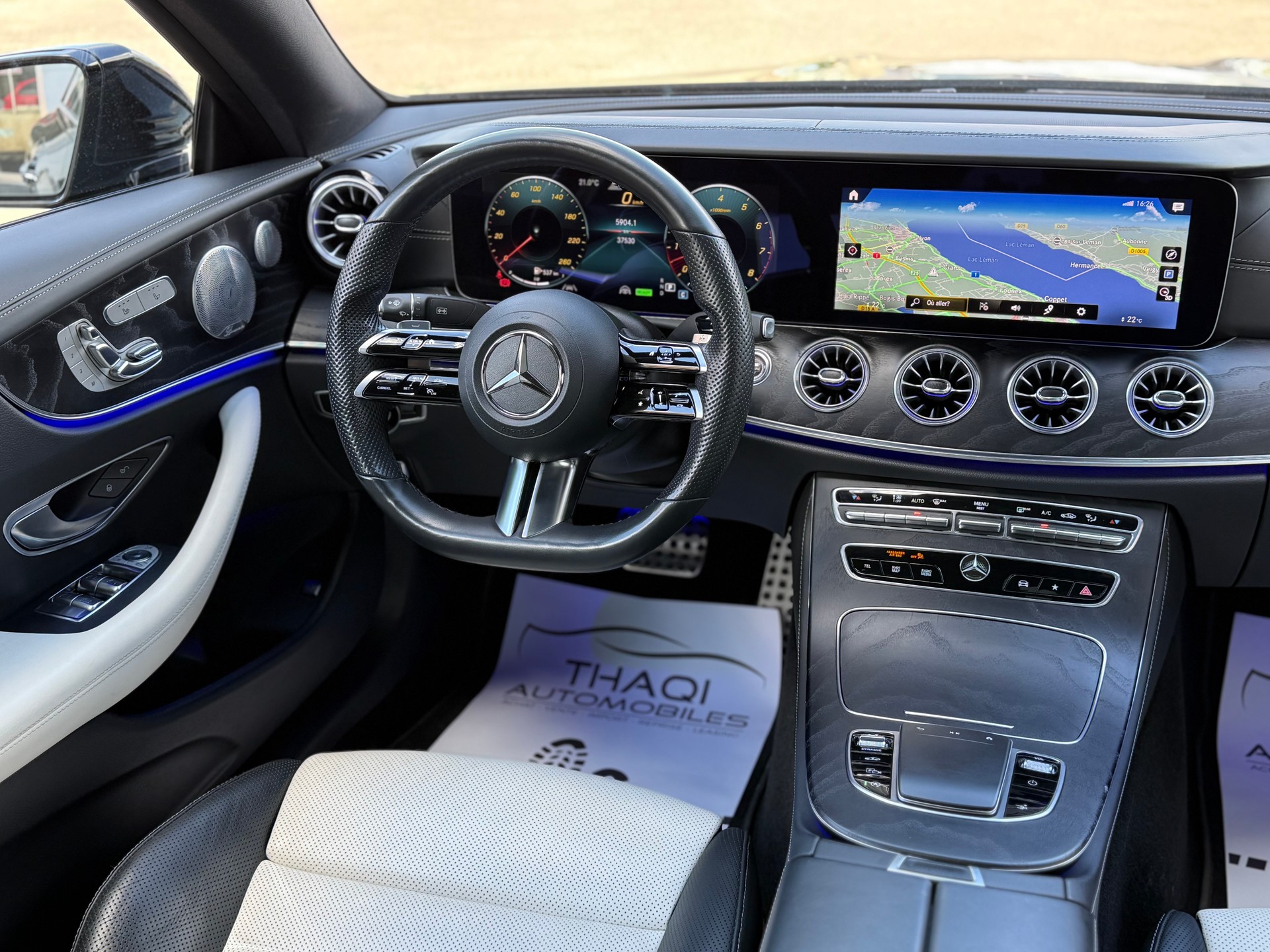 MERCEDES-BENZ E 450 Coupé 4Matic AMG Line 9G-Tronic-image-22