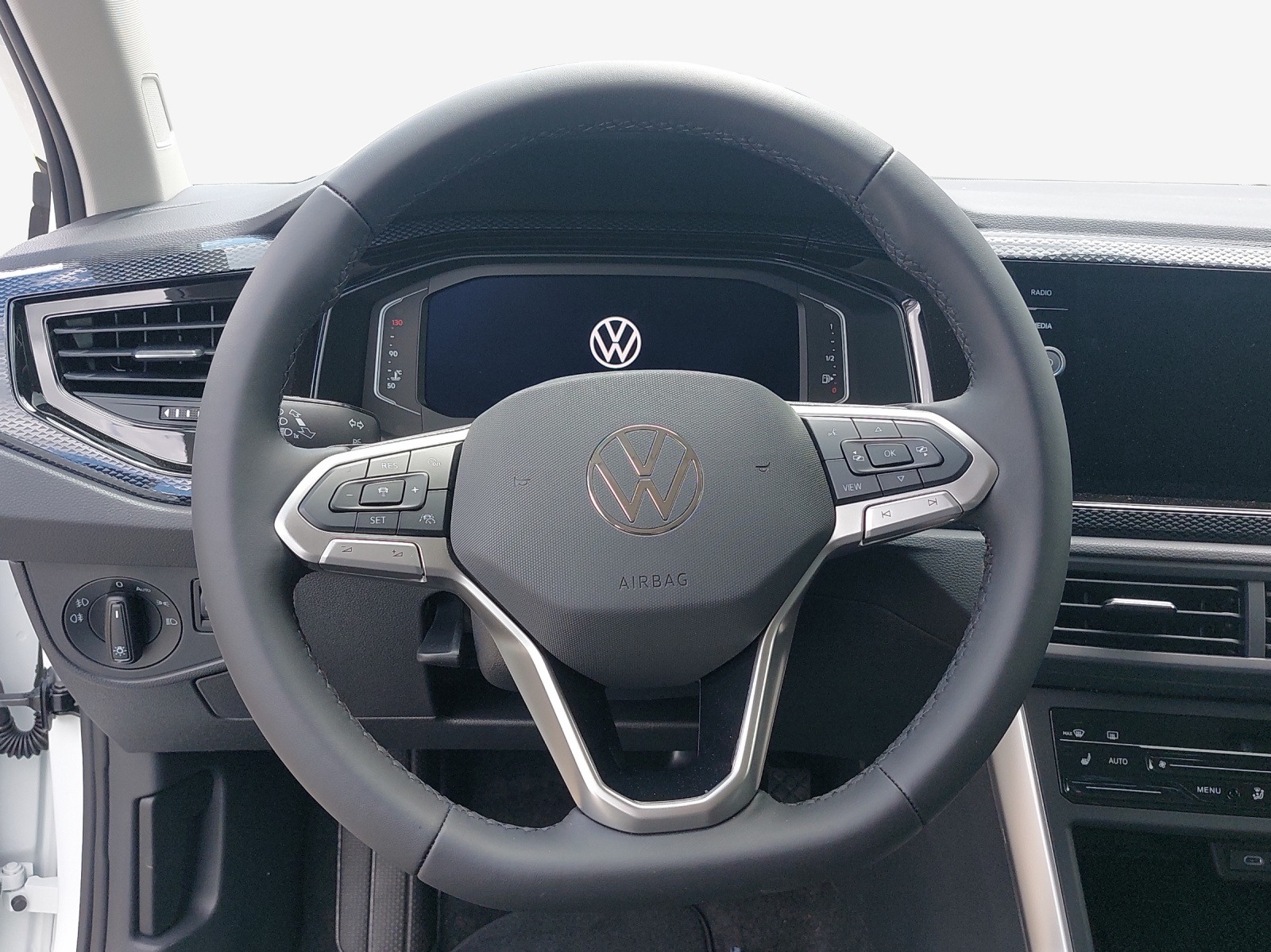 VW Polo 1.0 TSI Life DSG-image-9