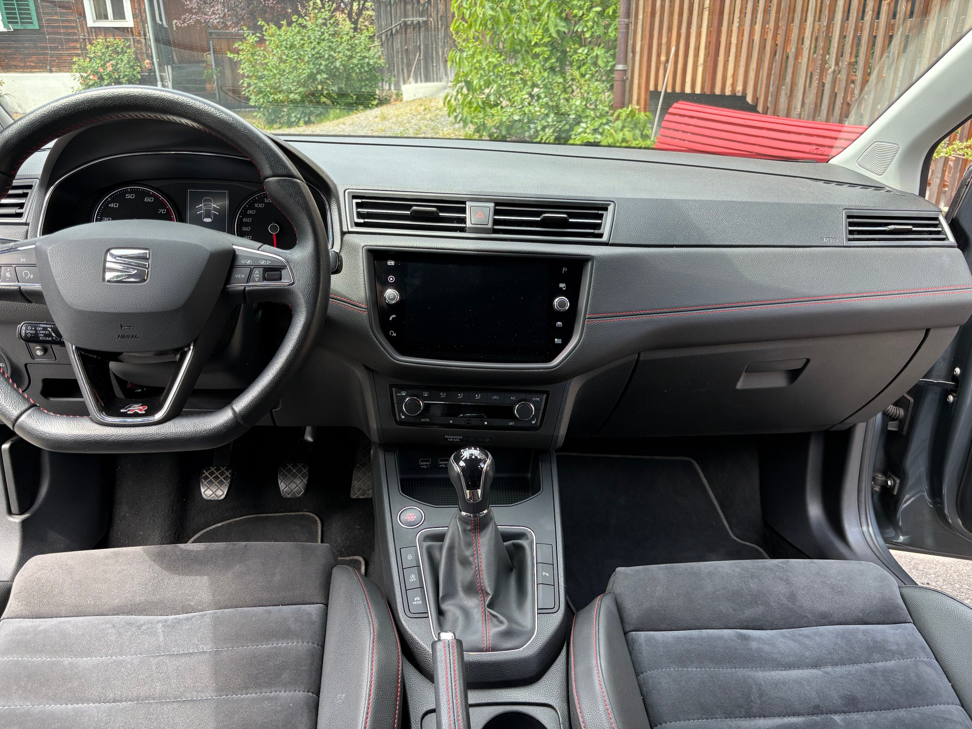 SEAT 1.5 TSI Swiss FR-image-4