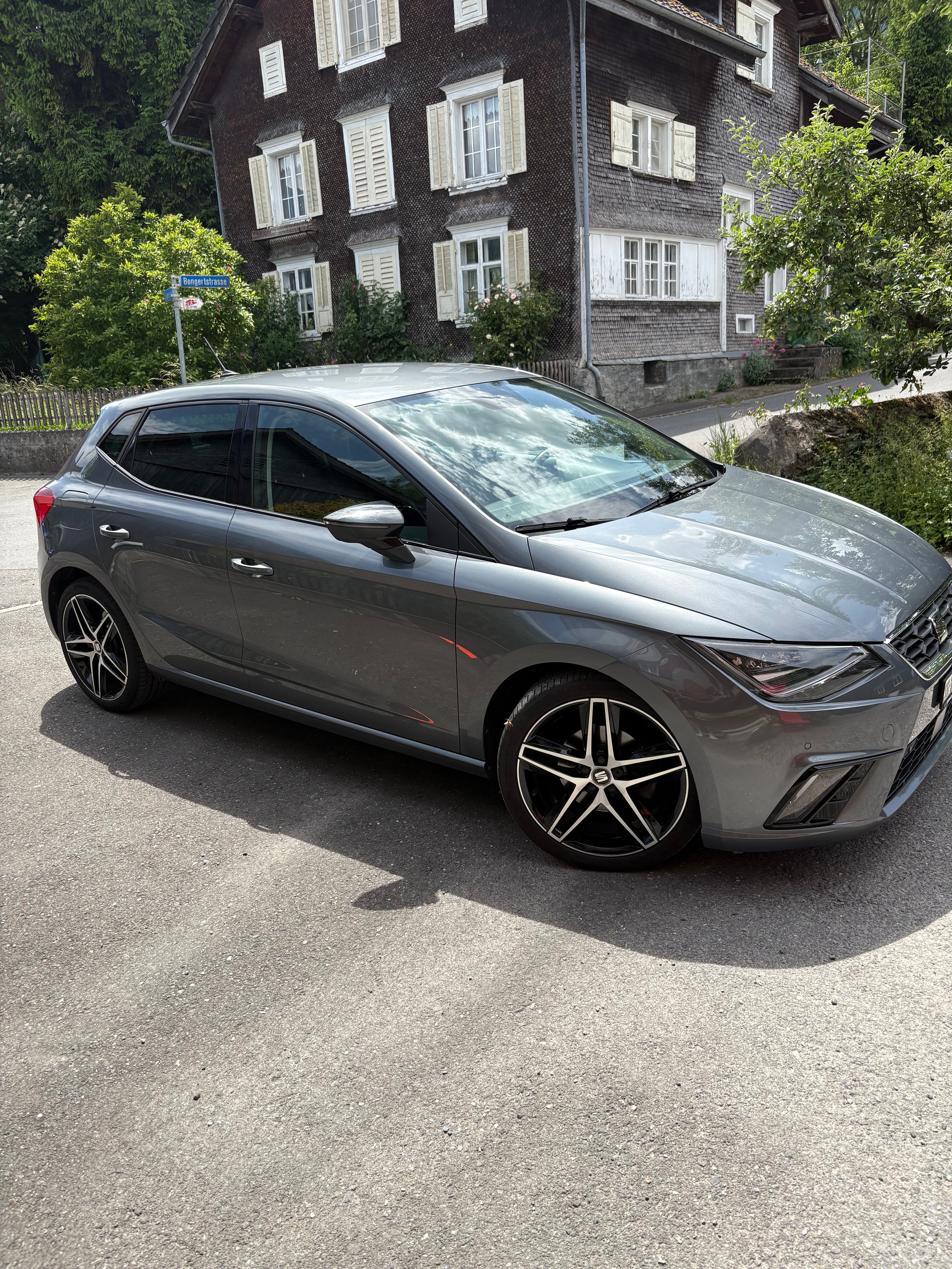 SEAT 1.5 TSI Swiss FR-image-0