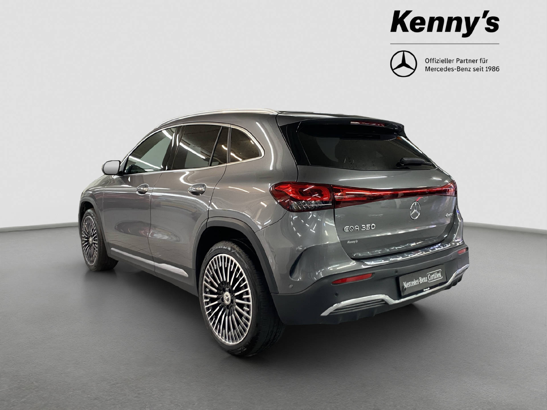 MERCEDES-BENZ EQA 350 Swiss Star AMG Line 4MATIC-image-3