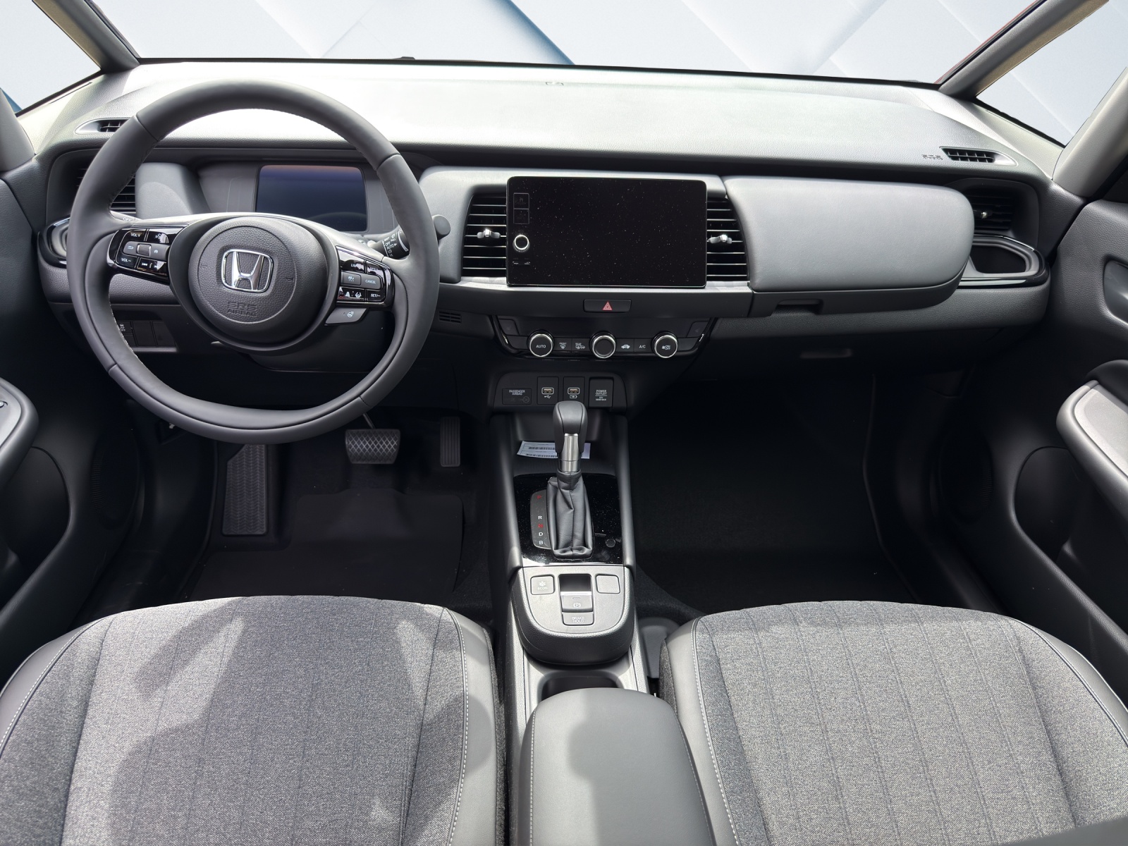 HONDA Jazz 1.5 i-MMD Advance, Leasing Aktion 1.9 %, Bis zu 8 Jahre oder 160'000 km Garantie-image-11
