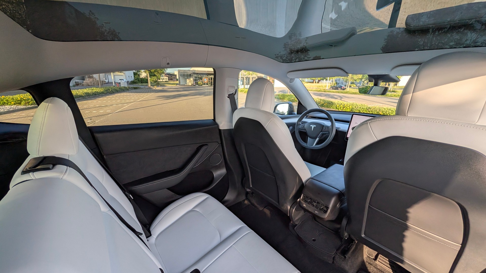 TESLA Long Range D-image-2