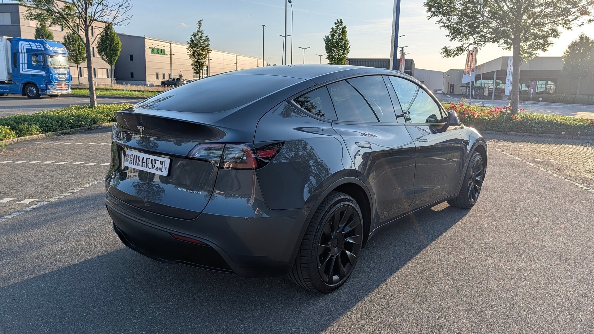 TESLA Long Range D-image-1