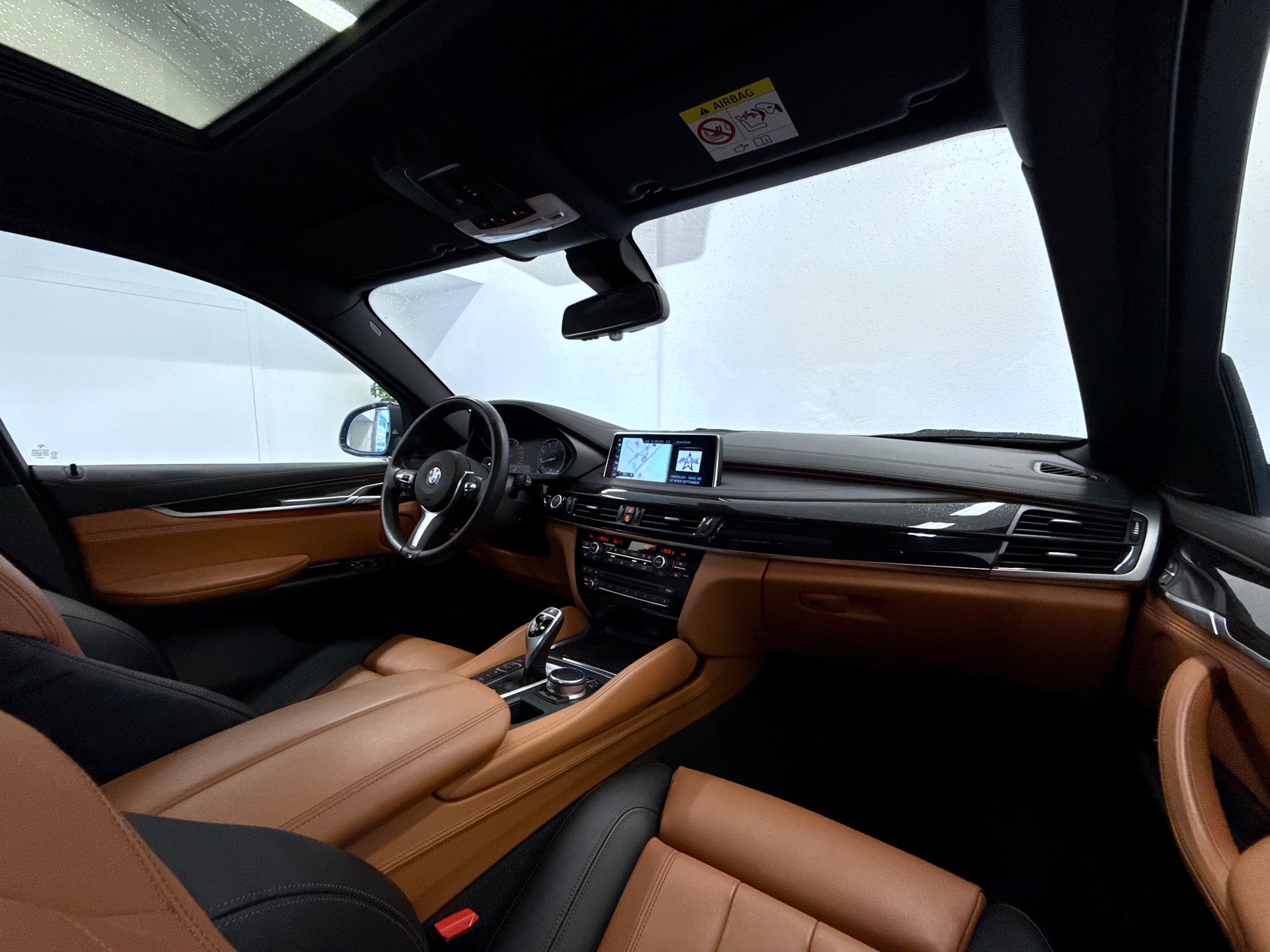 BMW X6 xDrive 50i Steptronic-image-17