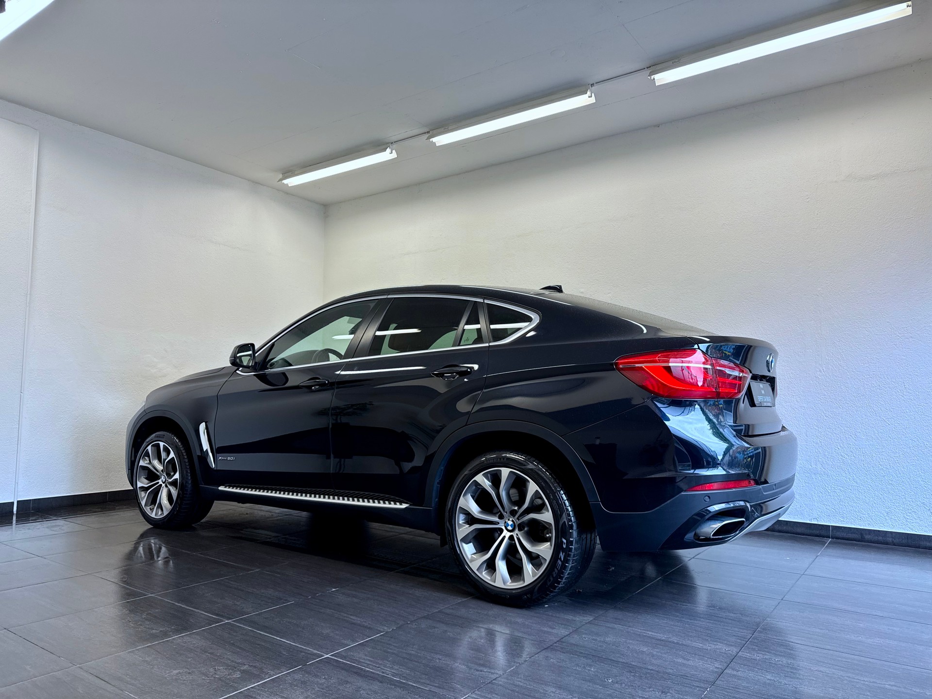 BMW X6 xDrive 50i Steptronic-image-7