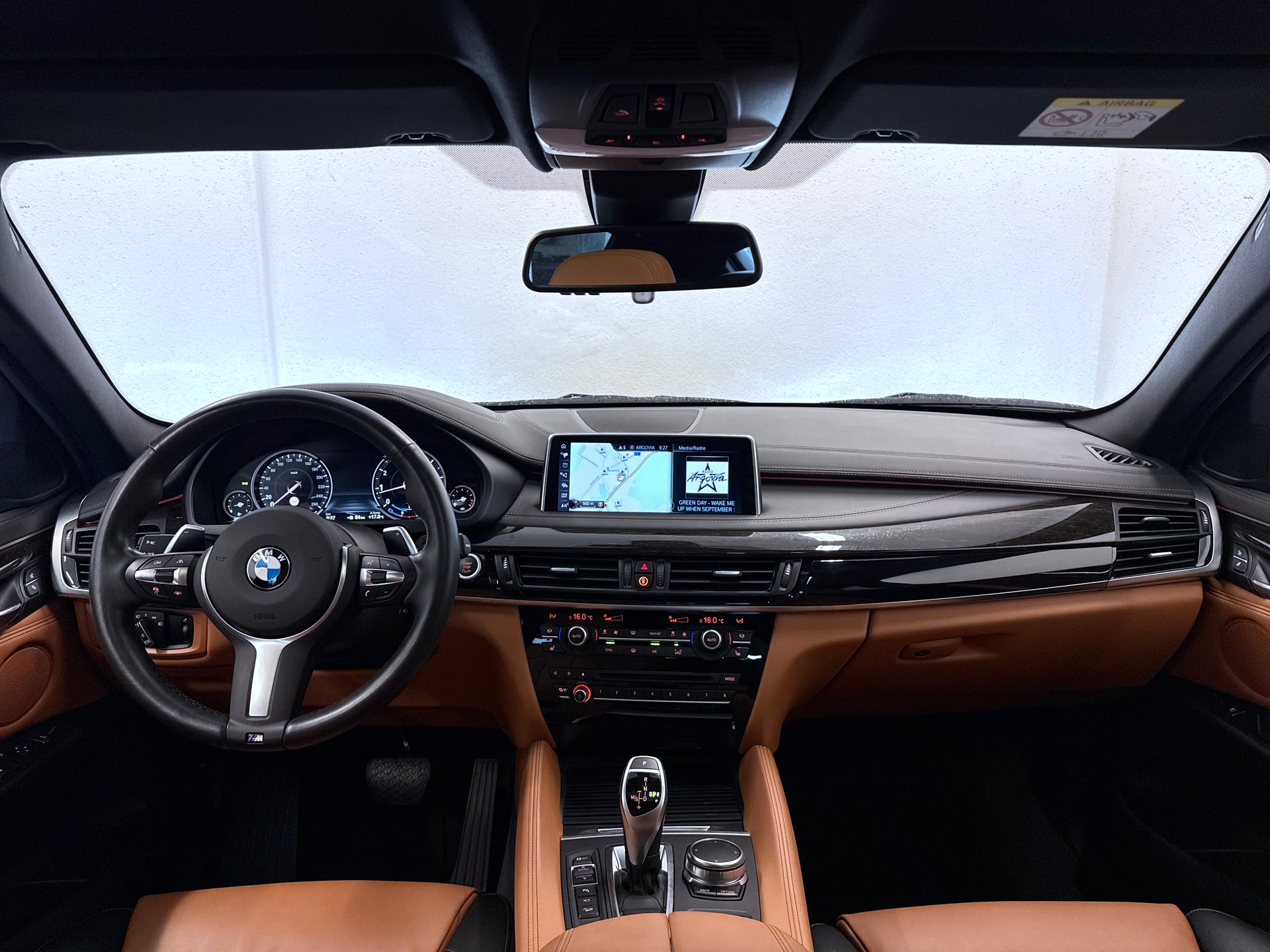 BMW X6 xDrive 50i Steptronic-image-15