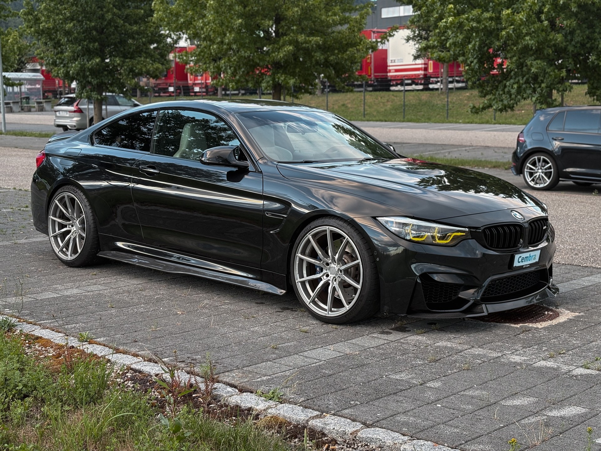 BMW M4 Coupé Competition DKG-image-6
