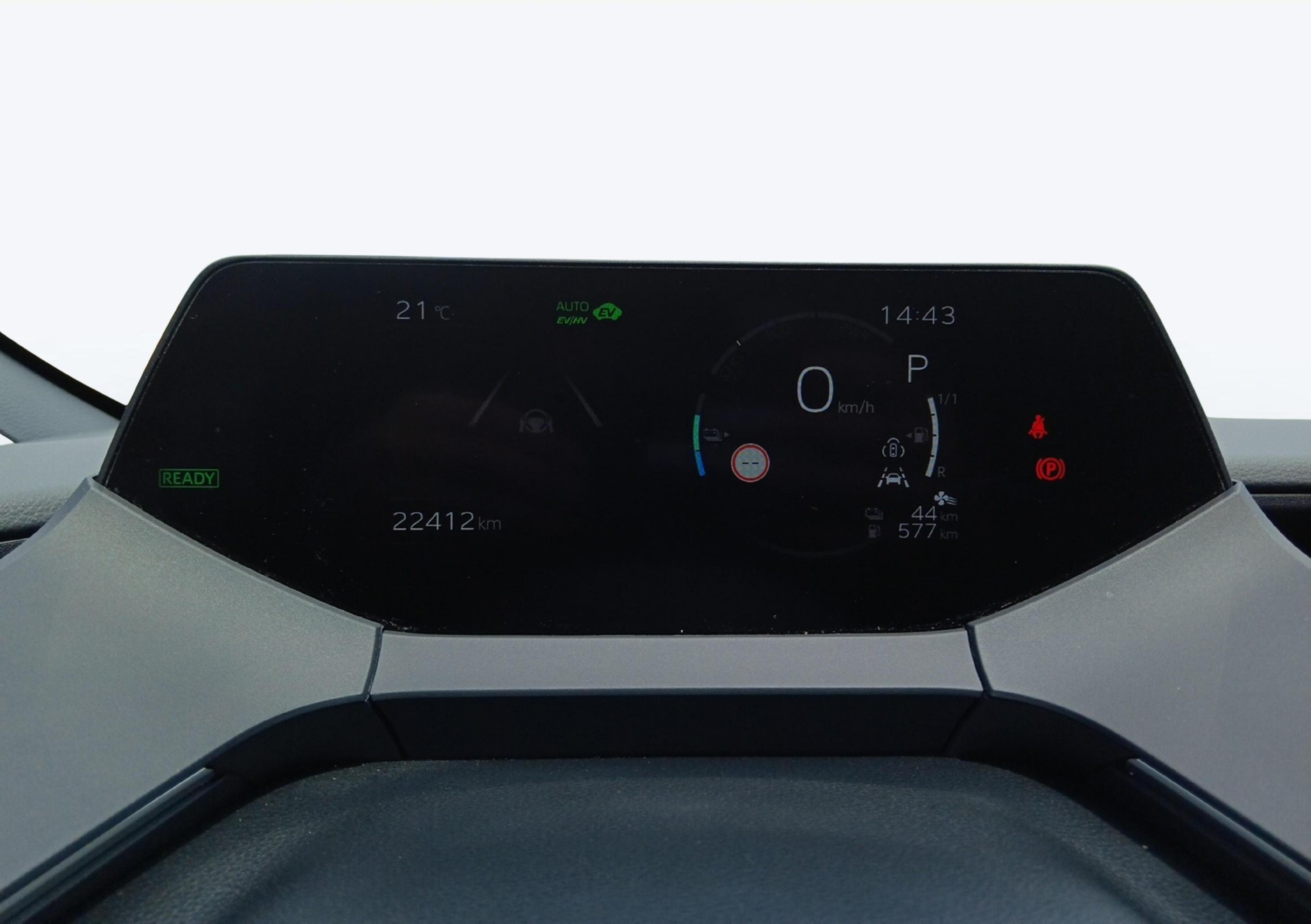 TOYOTA Prius 2.0 Plug-In-Hybrid Premium-image-14