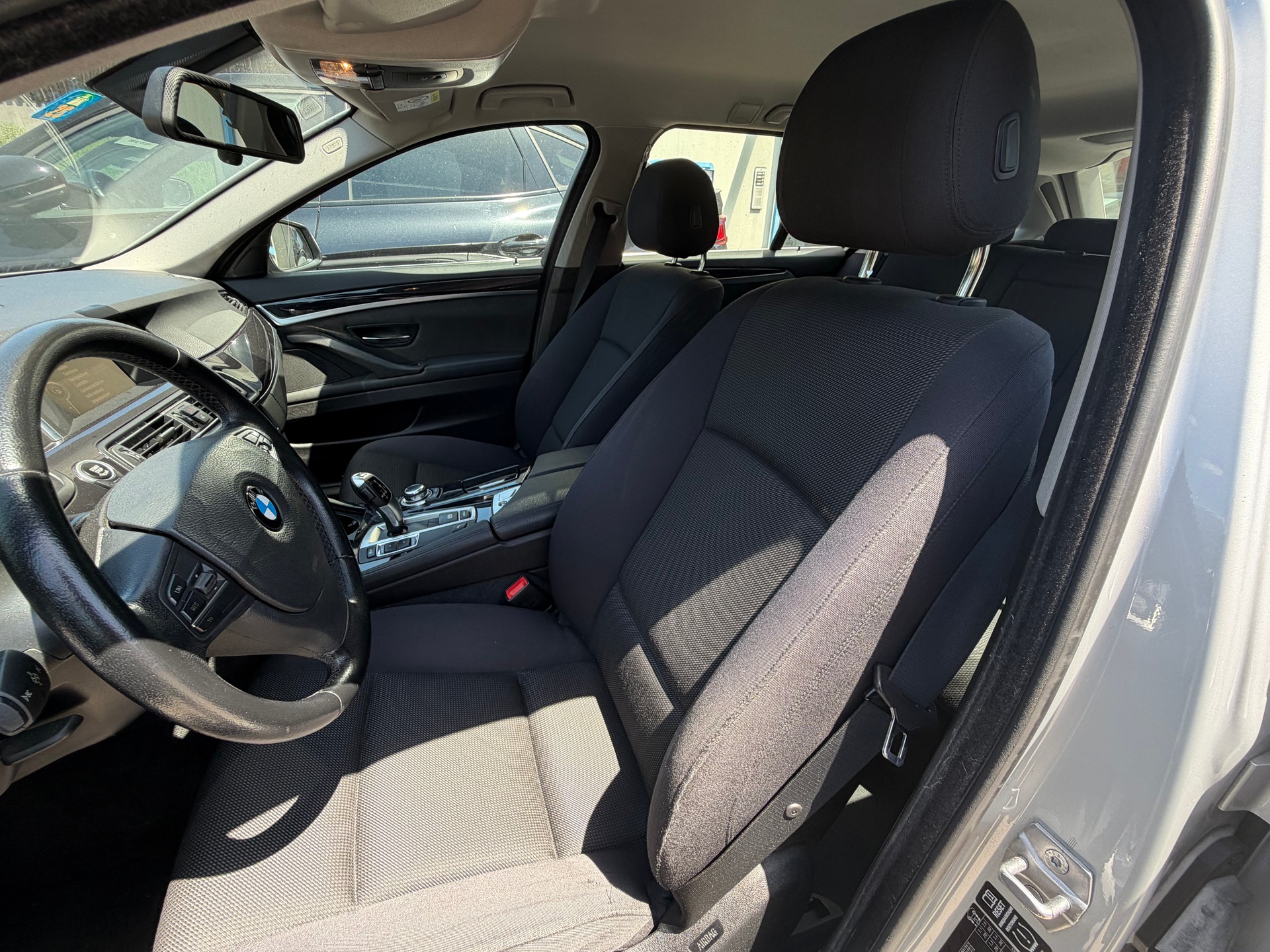 BMW 520d Touring Steptronic-image-7
