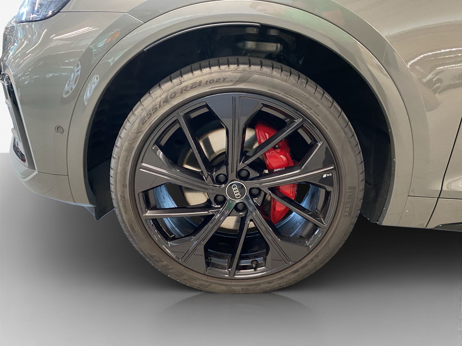 AUDI Q5 Sportback 50 TFSI e PHEV Black Edition quattro S-tronic-image-15
