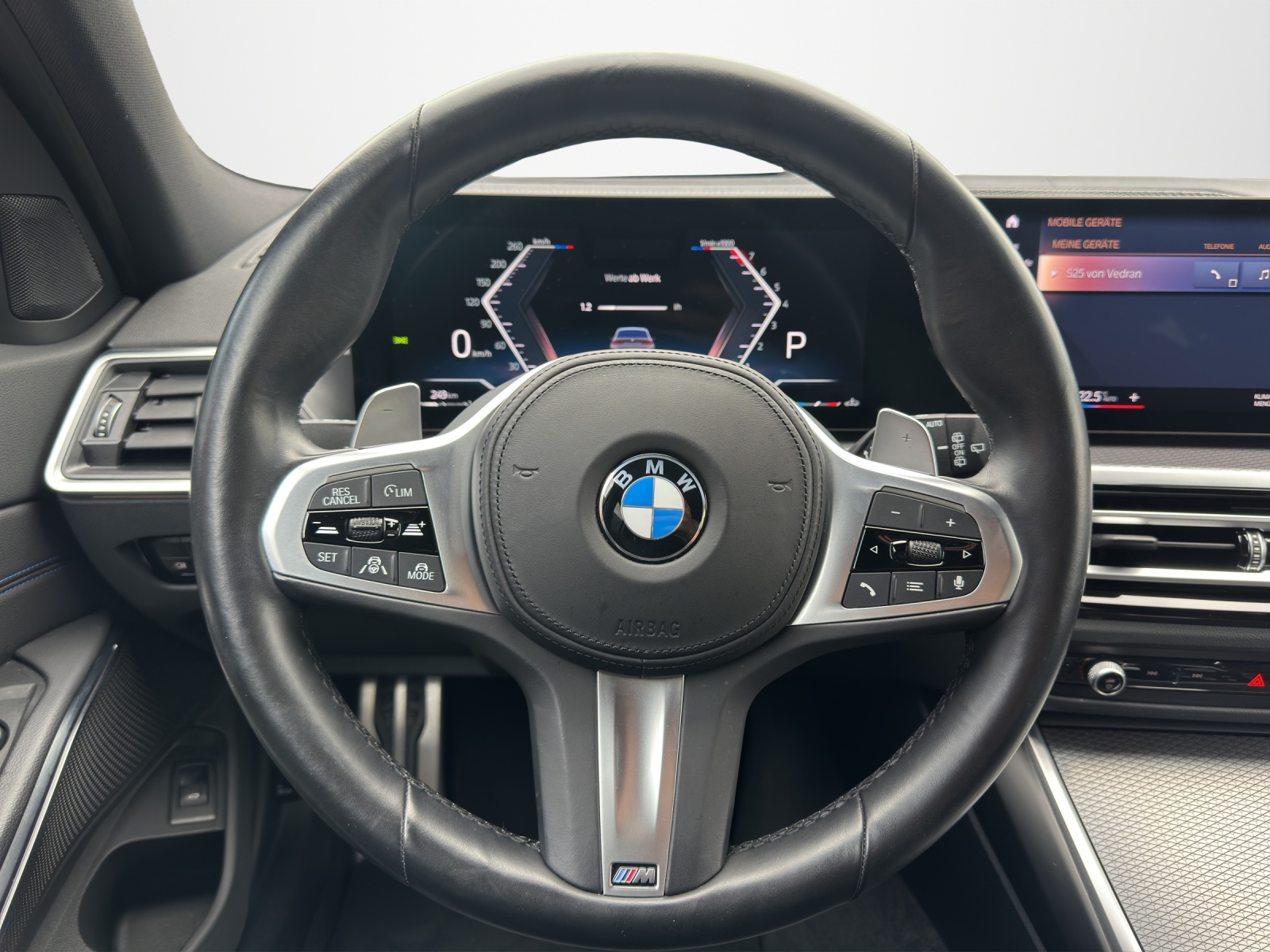 BMW 318i Touring Steptronic M Sport-image-9