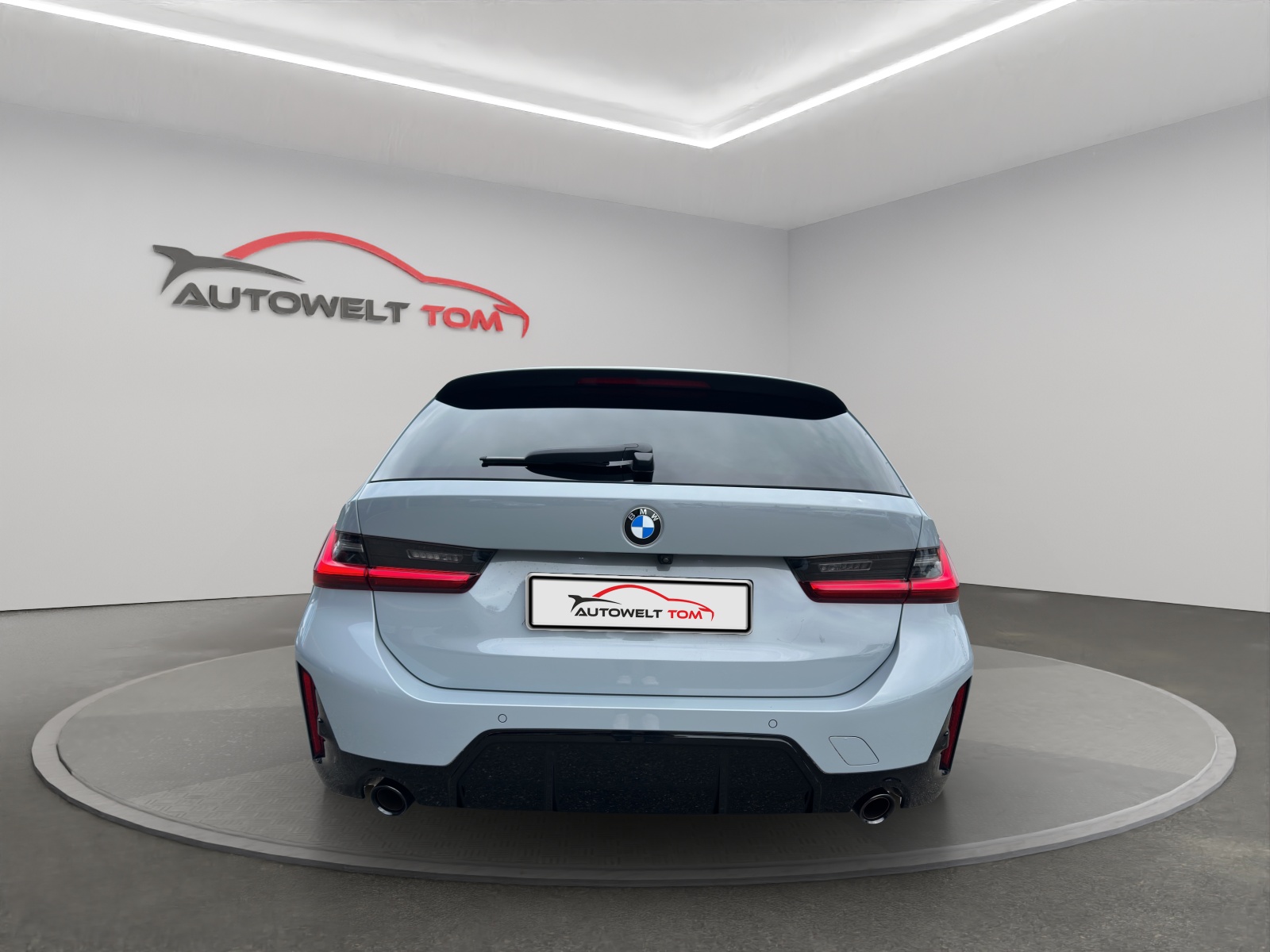 BMW 318i Touring Steptronic M Sport-image-3