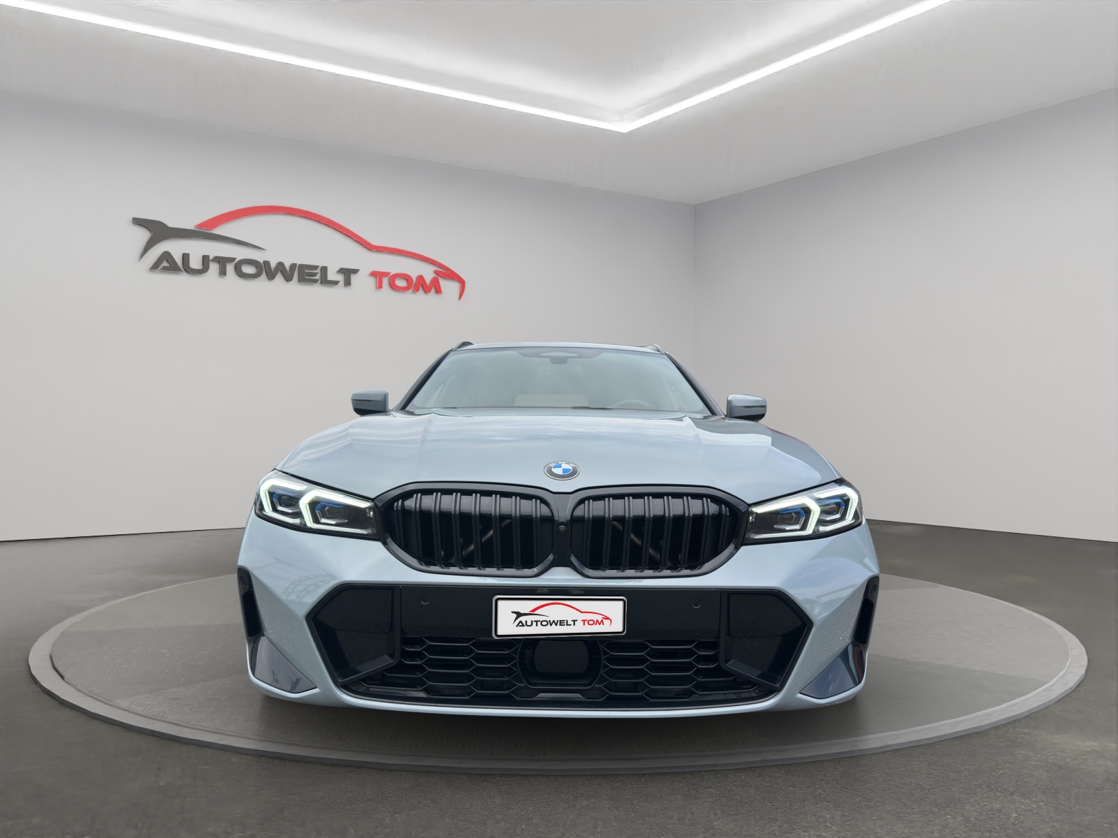 BMW 318i Touring Steptronic M Sport-image-7