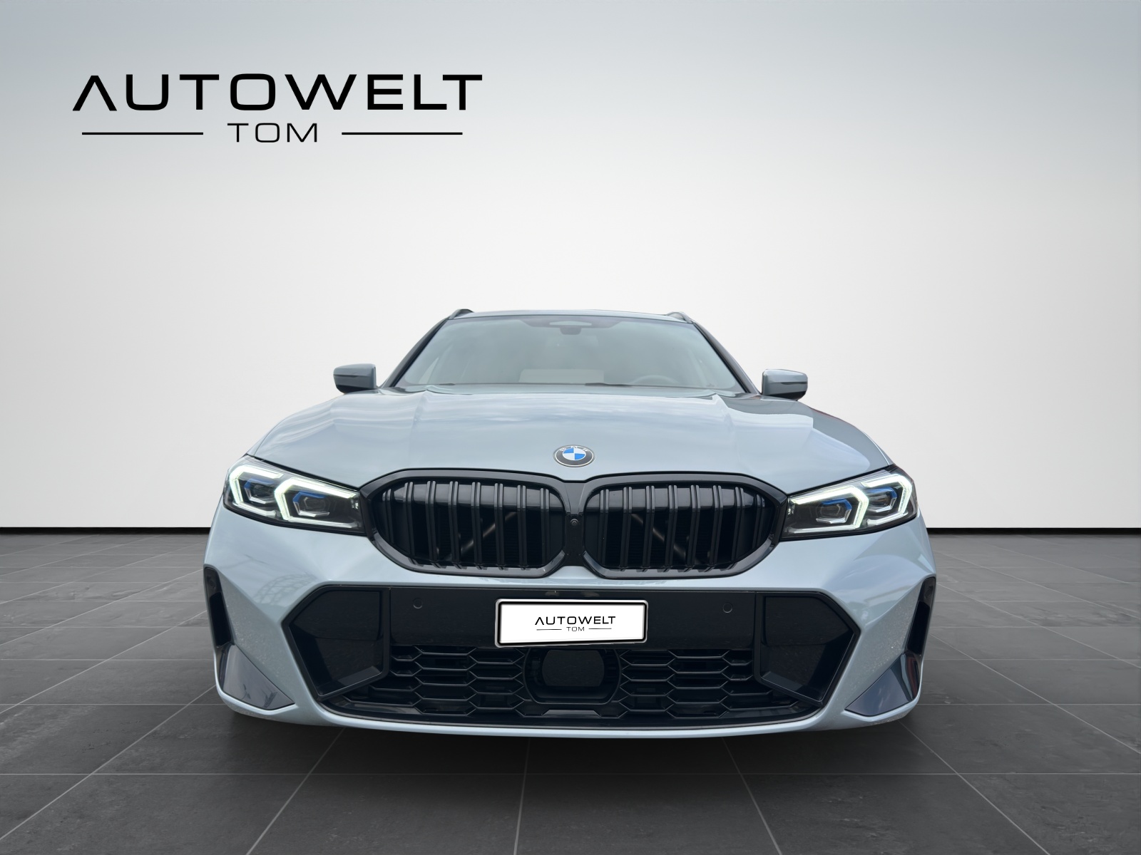 BMW 318i Touring Steptronic M Sport-image-7