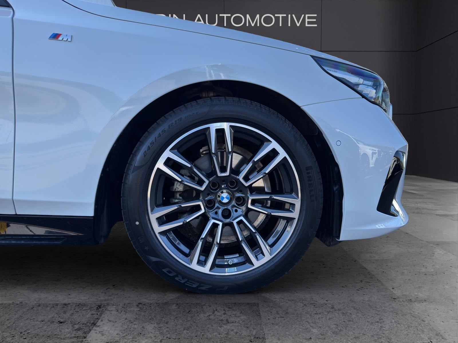 BMW 520d xDrive Touring-image-9
