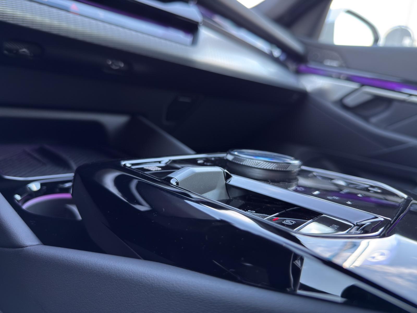 BMW 520d xDrive Touring-image-18