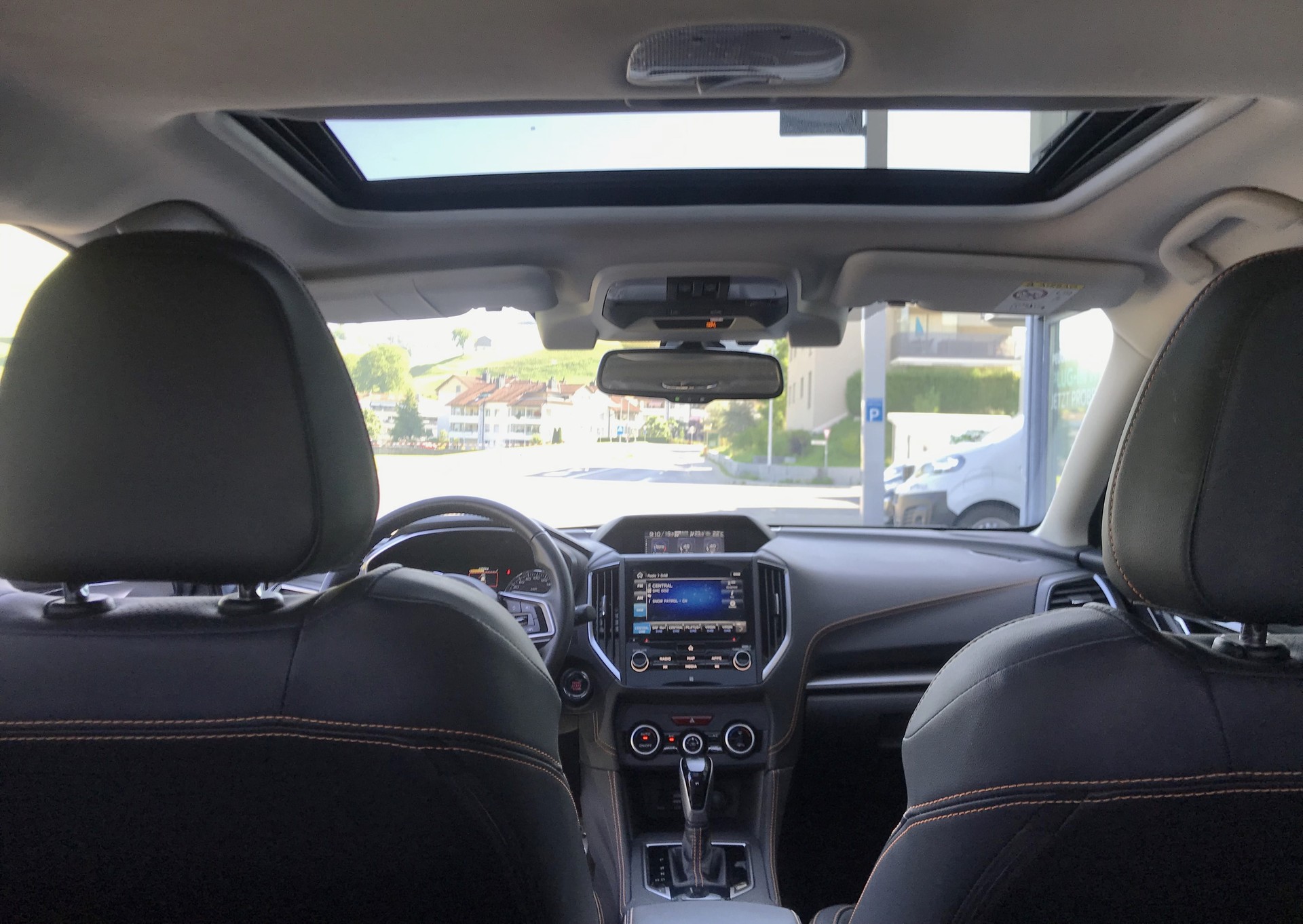 SUBARU XV 2.0 Luxury AWD Lineartronic-image-6