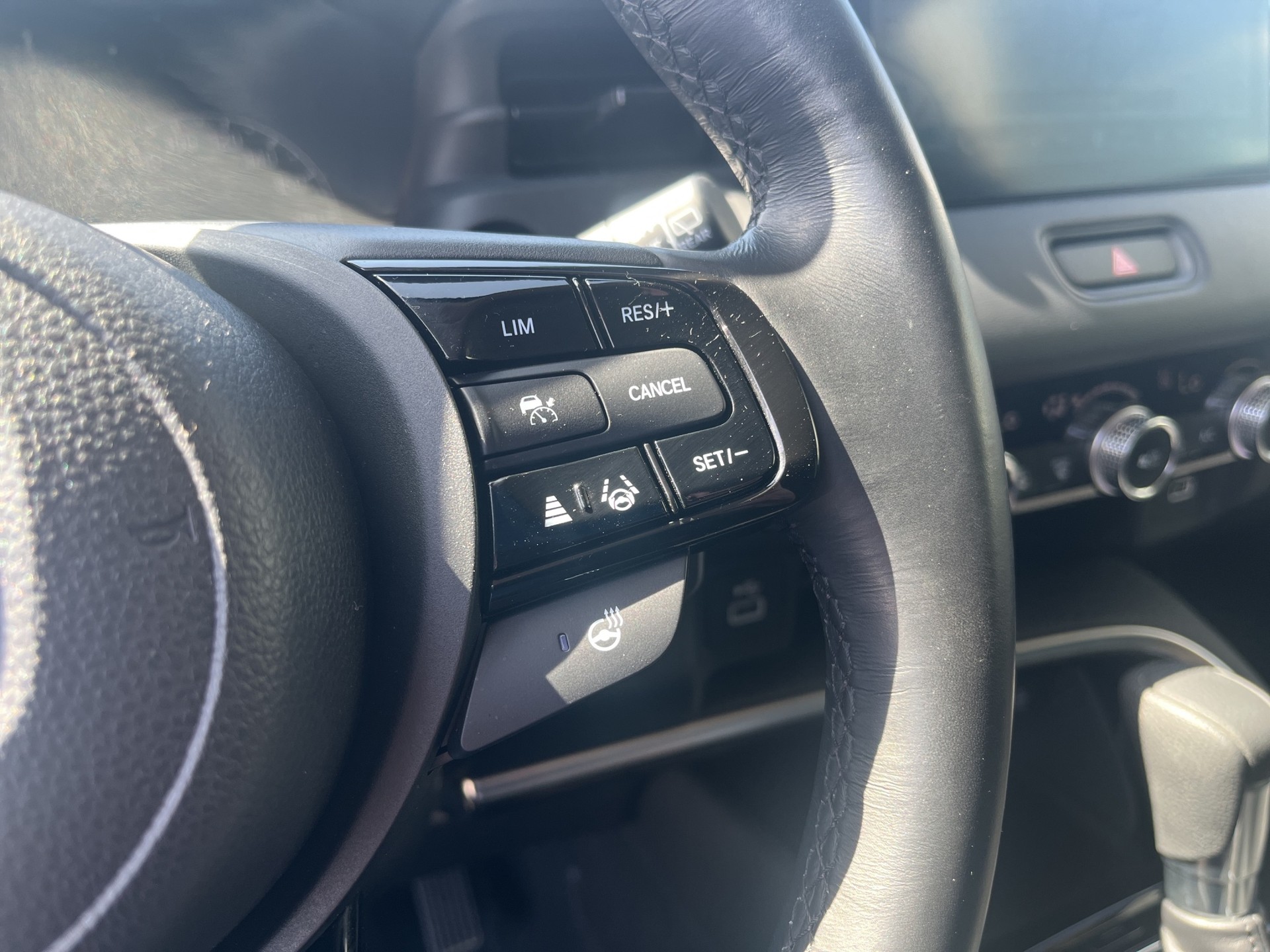 HONDA HR-V 1.5 i-MMD Advance-image-16