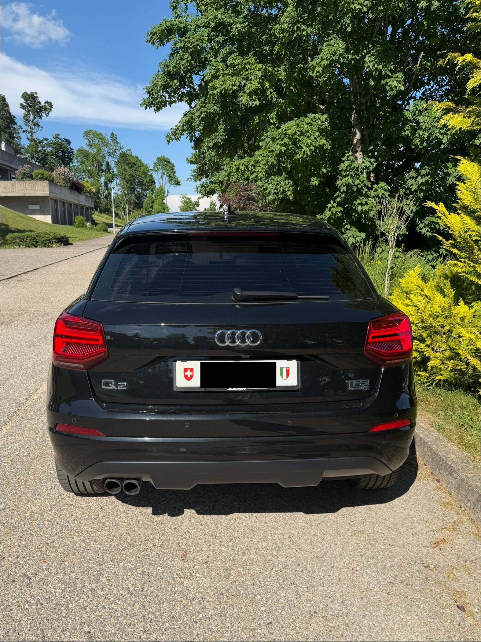 AUDI 2.0 TFSI quattro S-Tronic-image-2