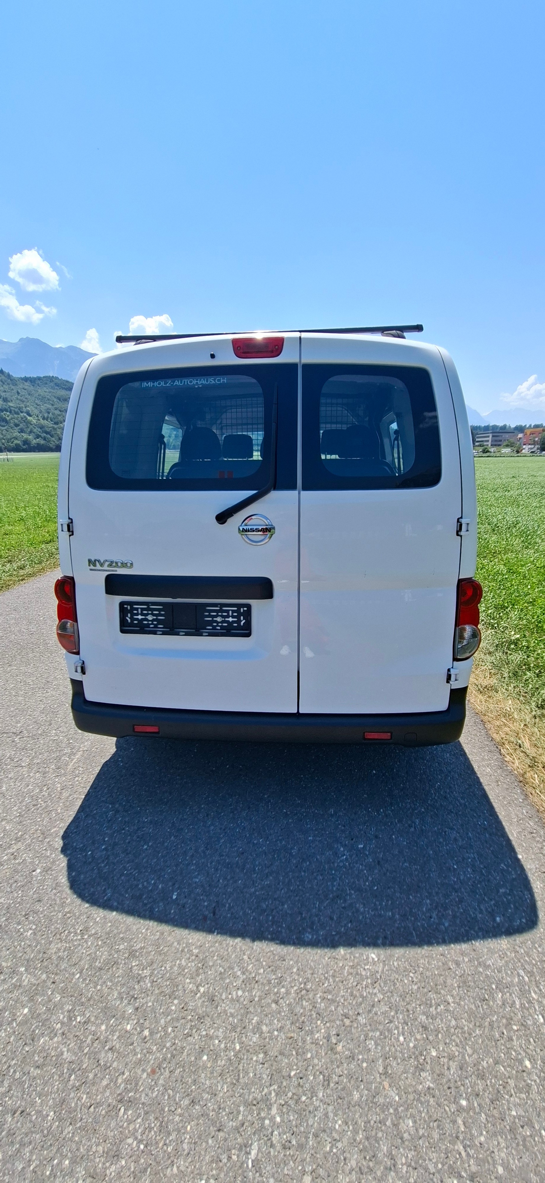 NISSAN NV200 1.5 dCi 110 Evalia Tekna-image-2