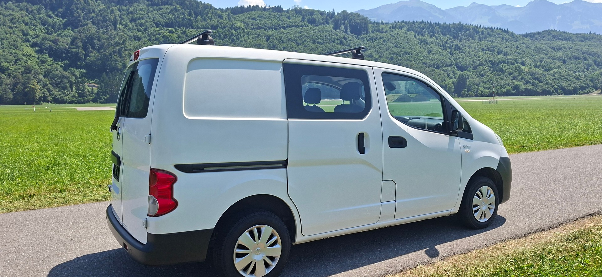 NISSAN NV200 1.5 dCi 110 Evalia Tekna-image-3