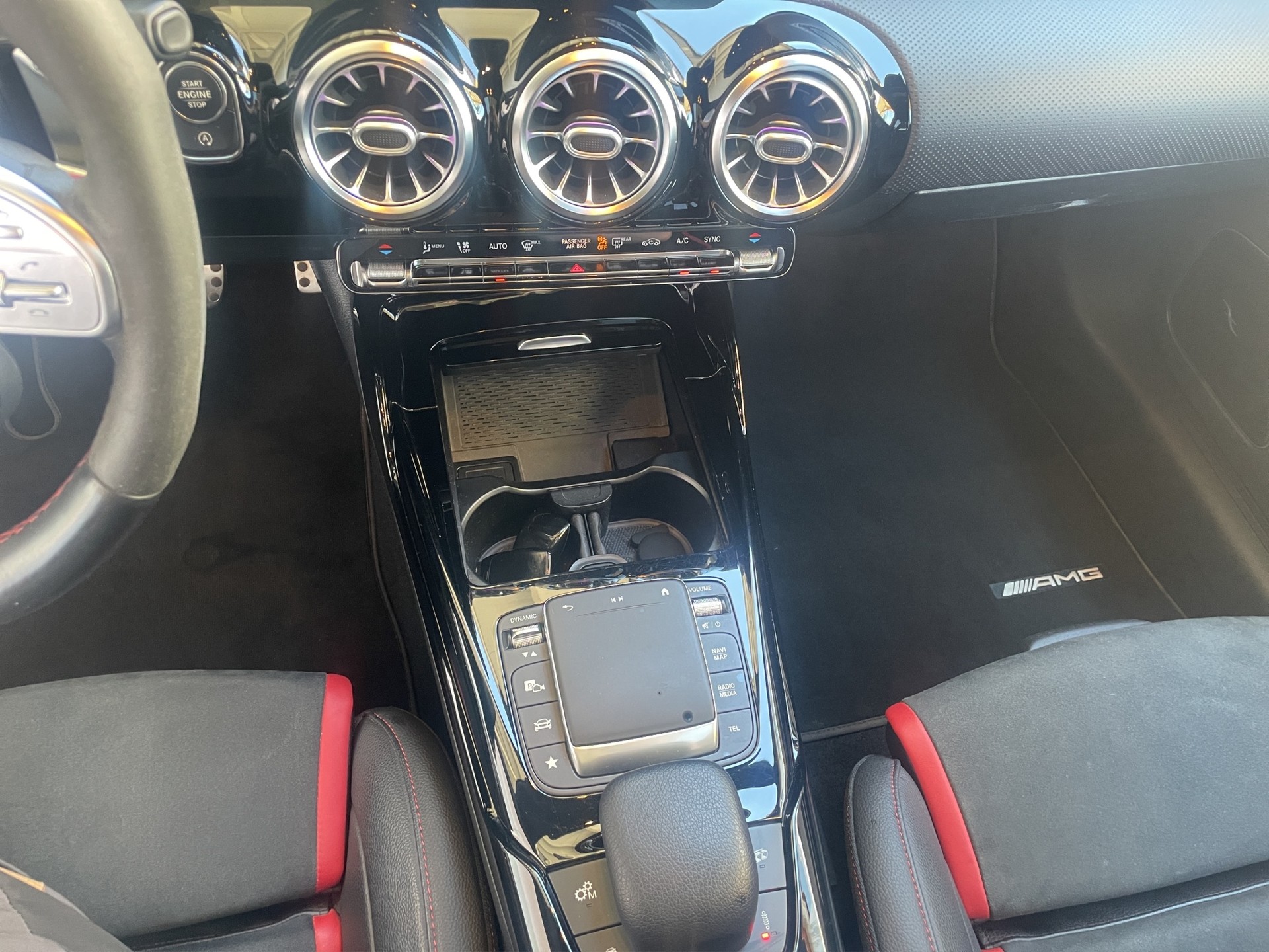 MERCEDES-BENZ CLA Shooting Brake 45 S AMG 4Matic+ 8G-DCT-image-10