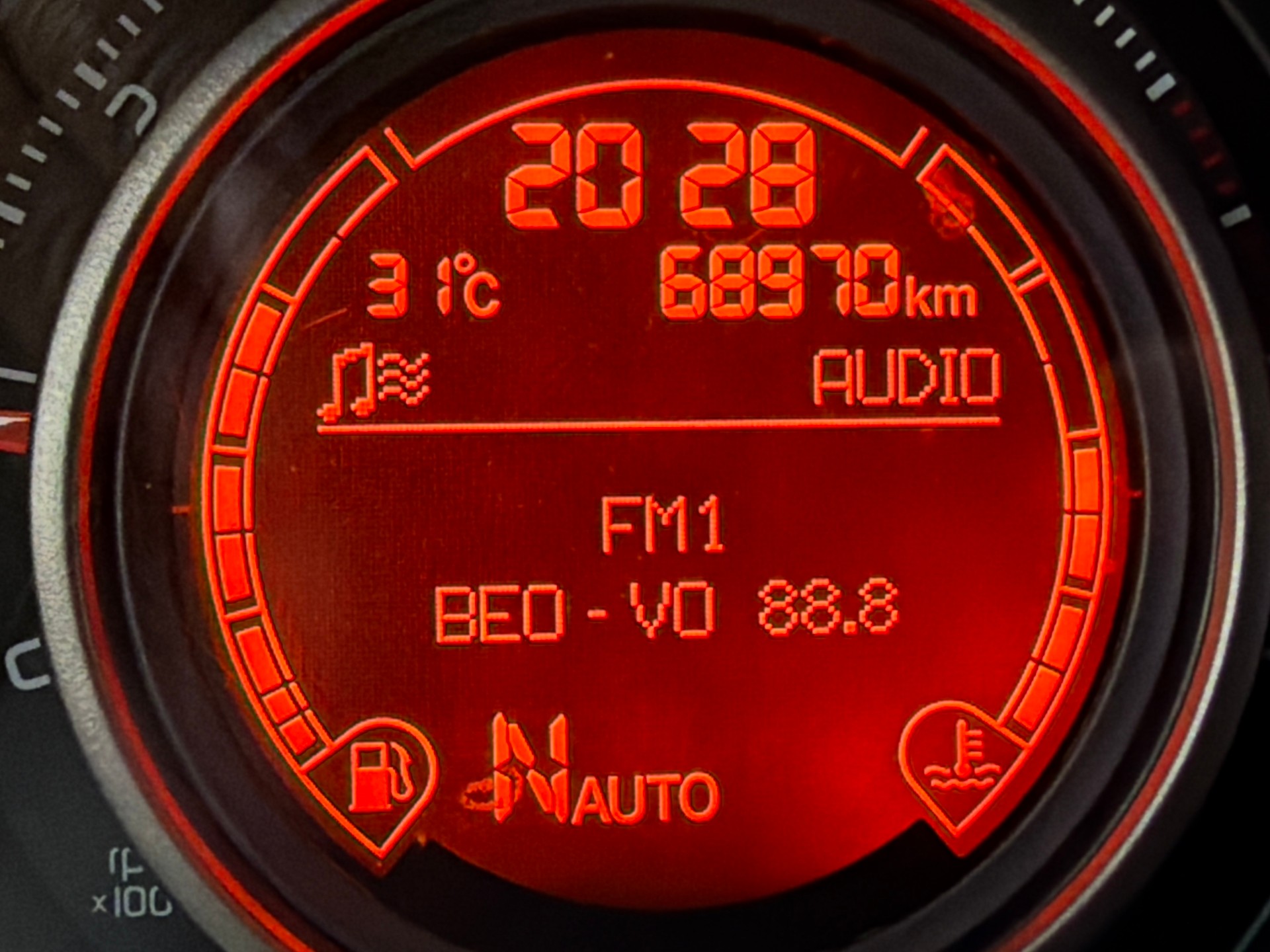 FIAT 595 1.4 16V Turbo Abarth Turismo Dualogic-image-11