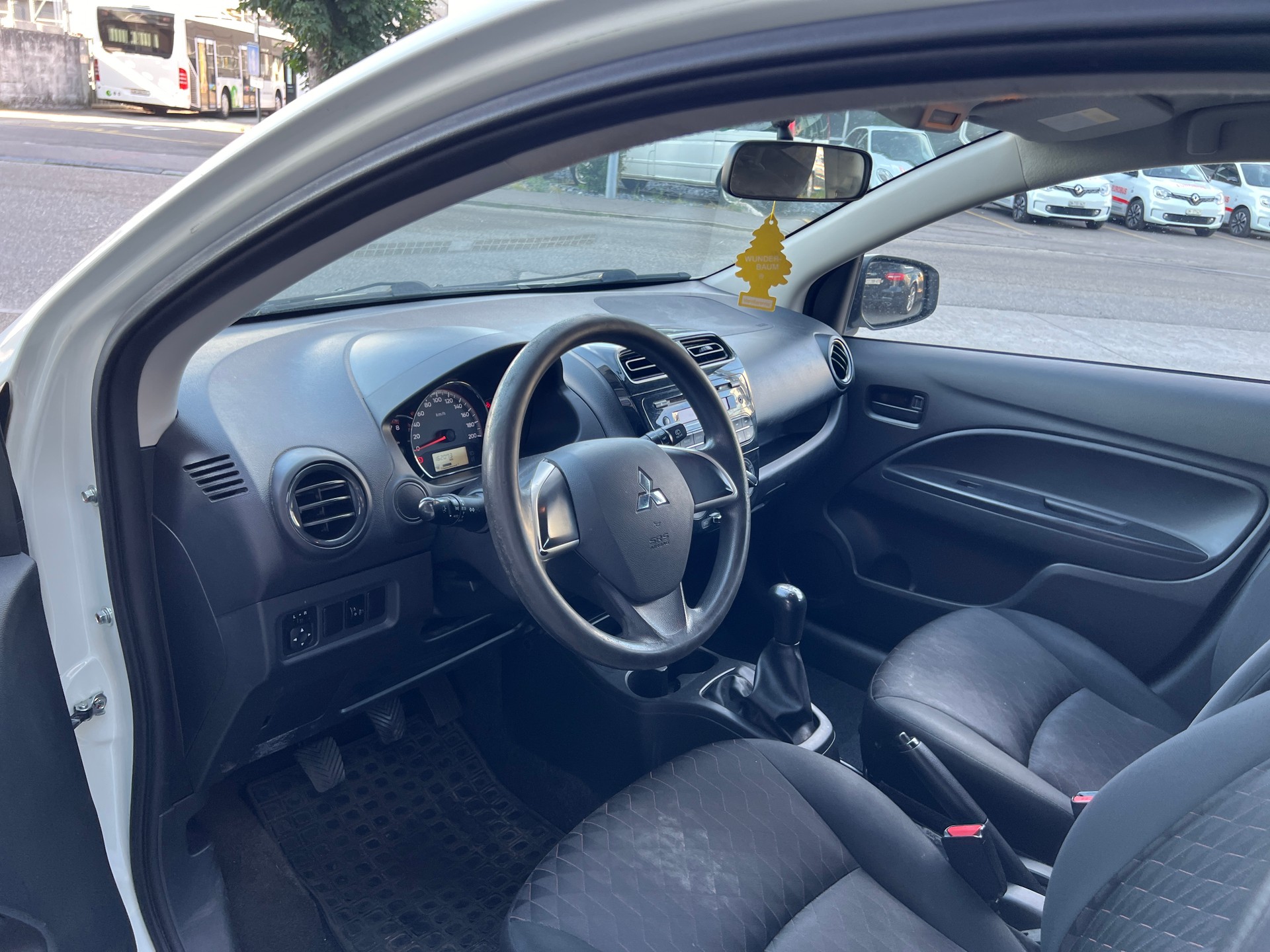 MITSUBISHI Space Star 1.0 Entry-image-12