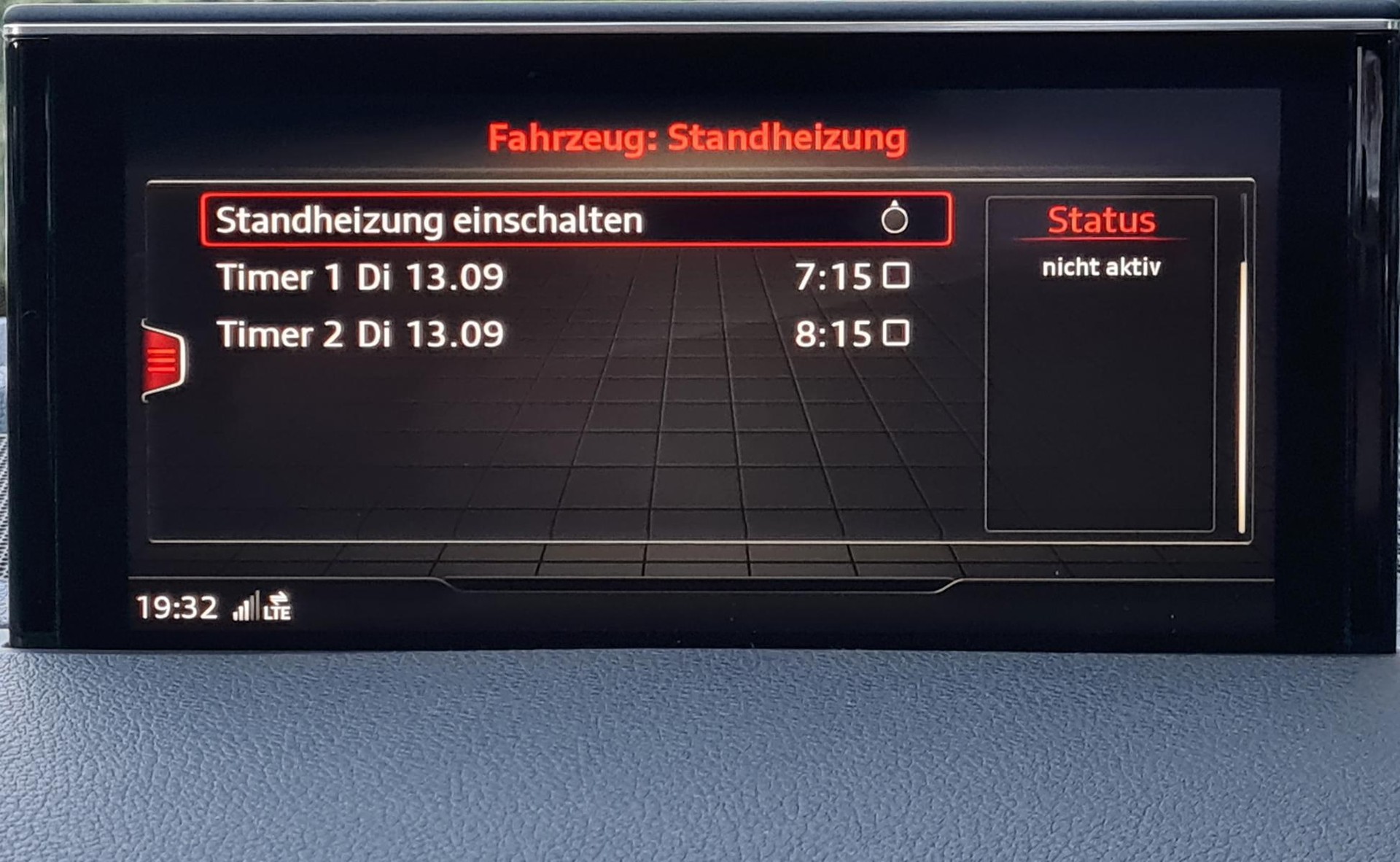AUDI SQ7 4.0 TDI quattro tiptronic-image-15